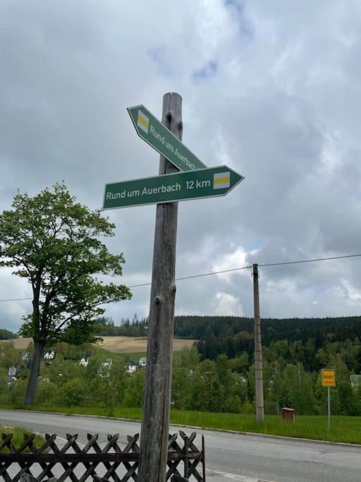 Franzis Feriendomizil im Herzgebirge am Skihang