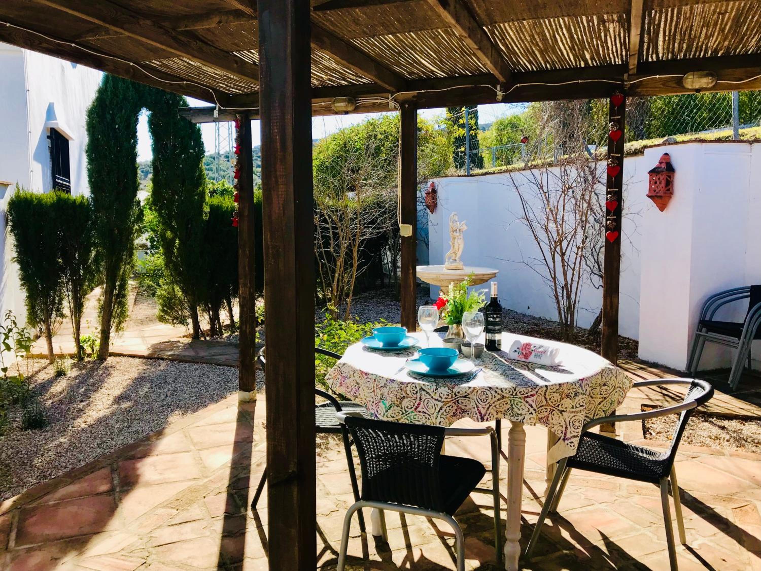 La Rústica en Viñuela, piscina privada