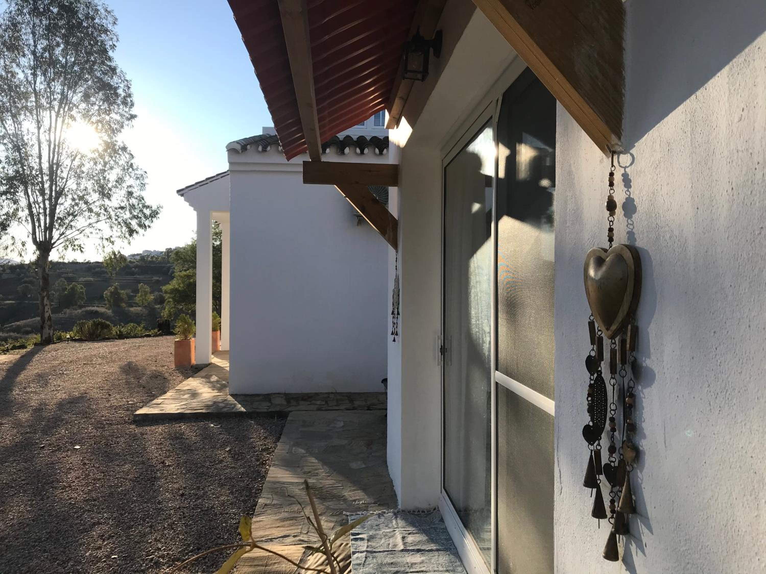 La Rústica en Viñuela, piscina privada