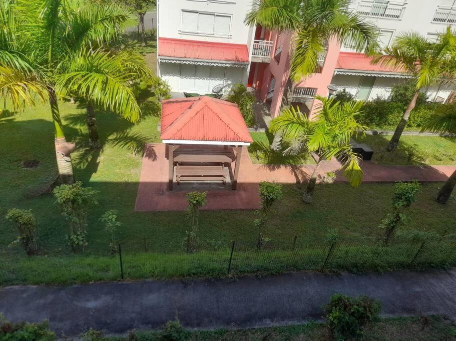 Appartement agréable dans résidence calme avec Wifi view 3