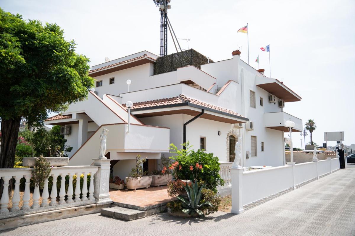 hotel building