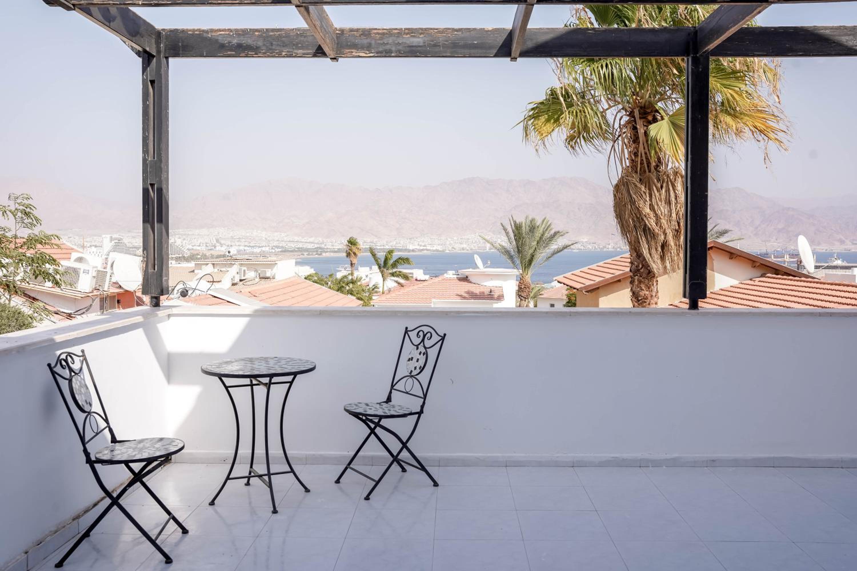 YalaRent Ivy Villa with Private Pool