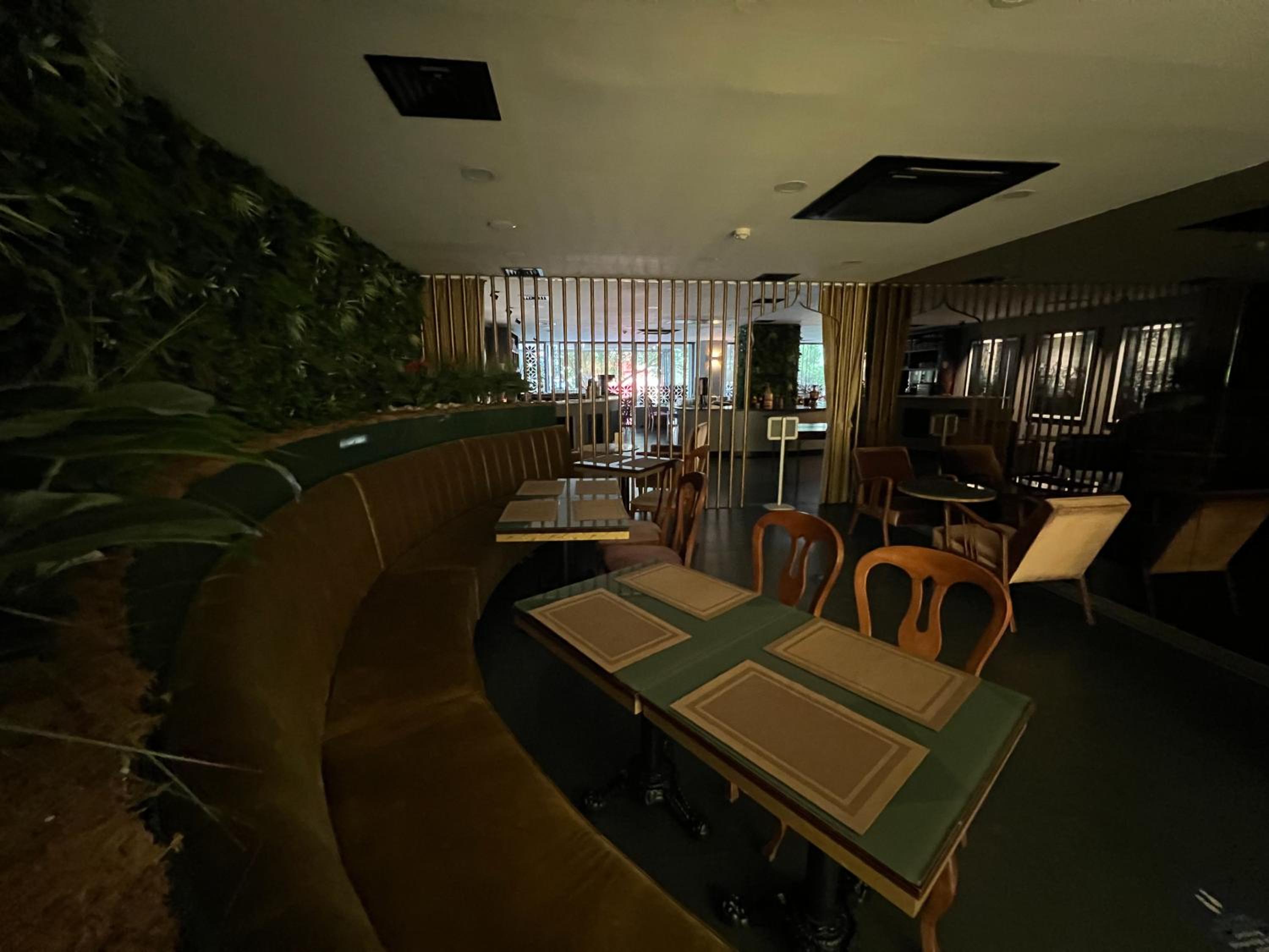 All Seasons Hotel - Image 32