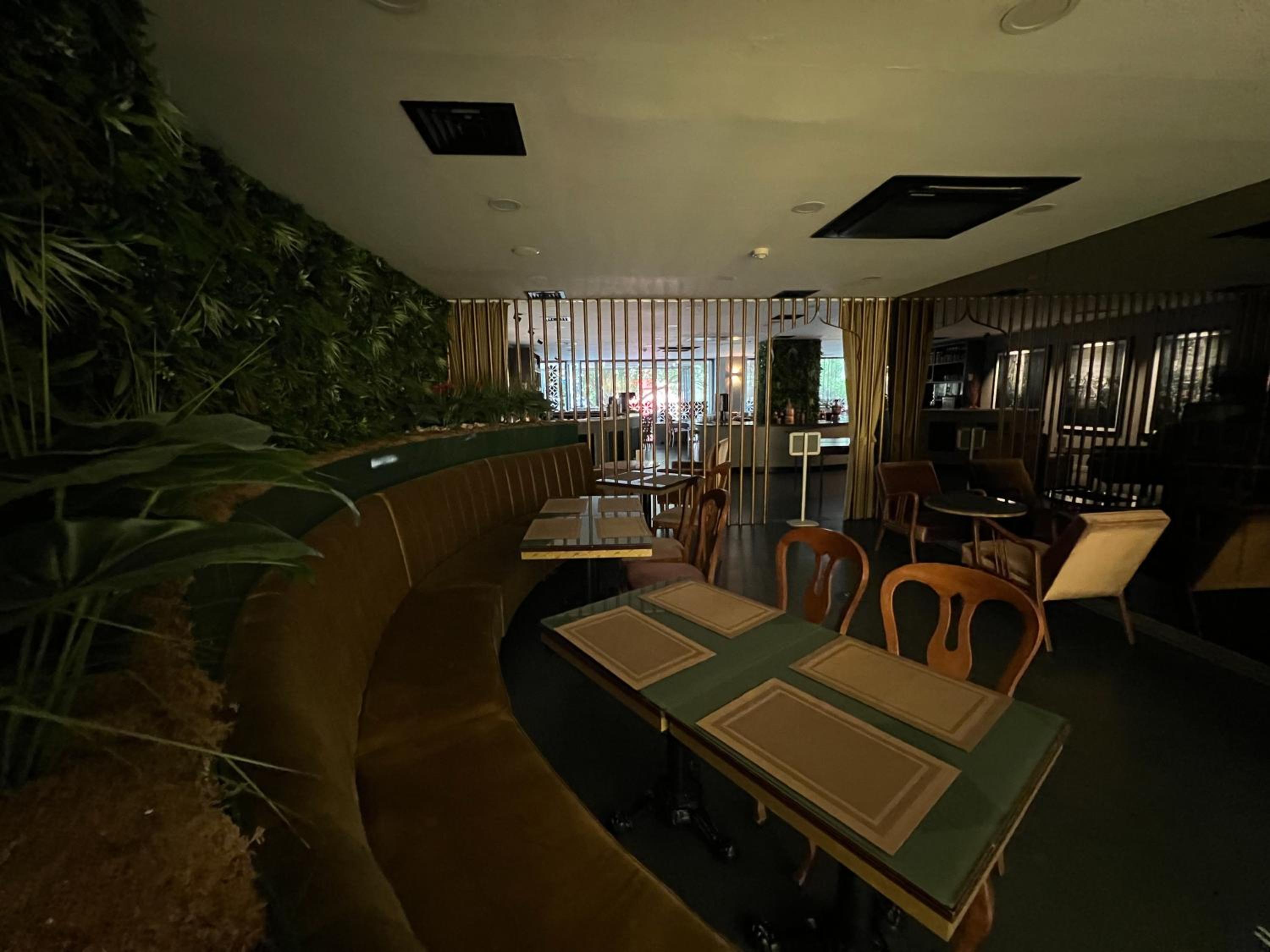 All Seasons Hotel - Image 25