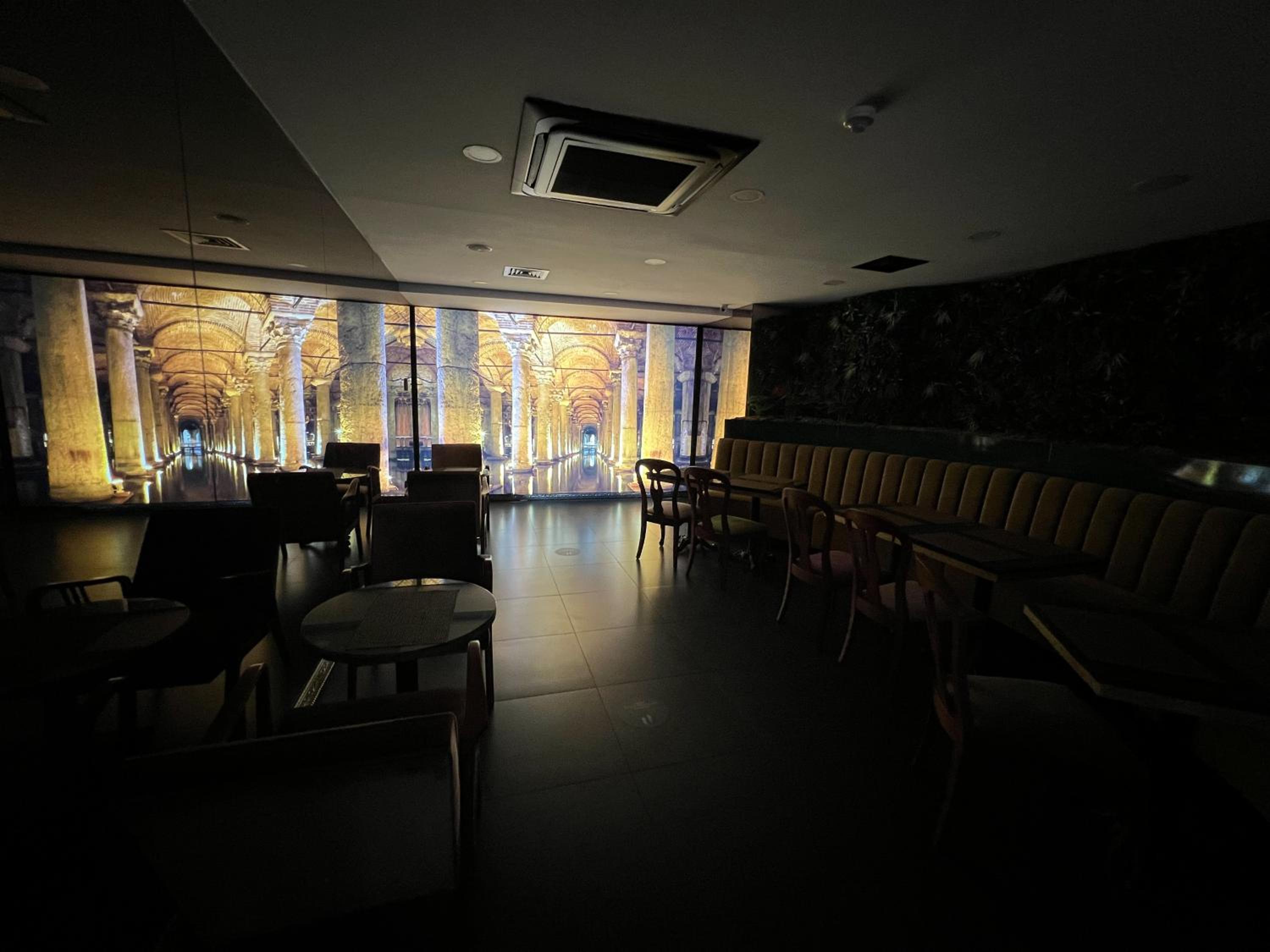 All Seasons Hotel - Image 30