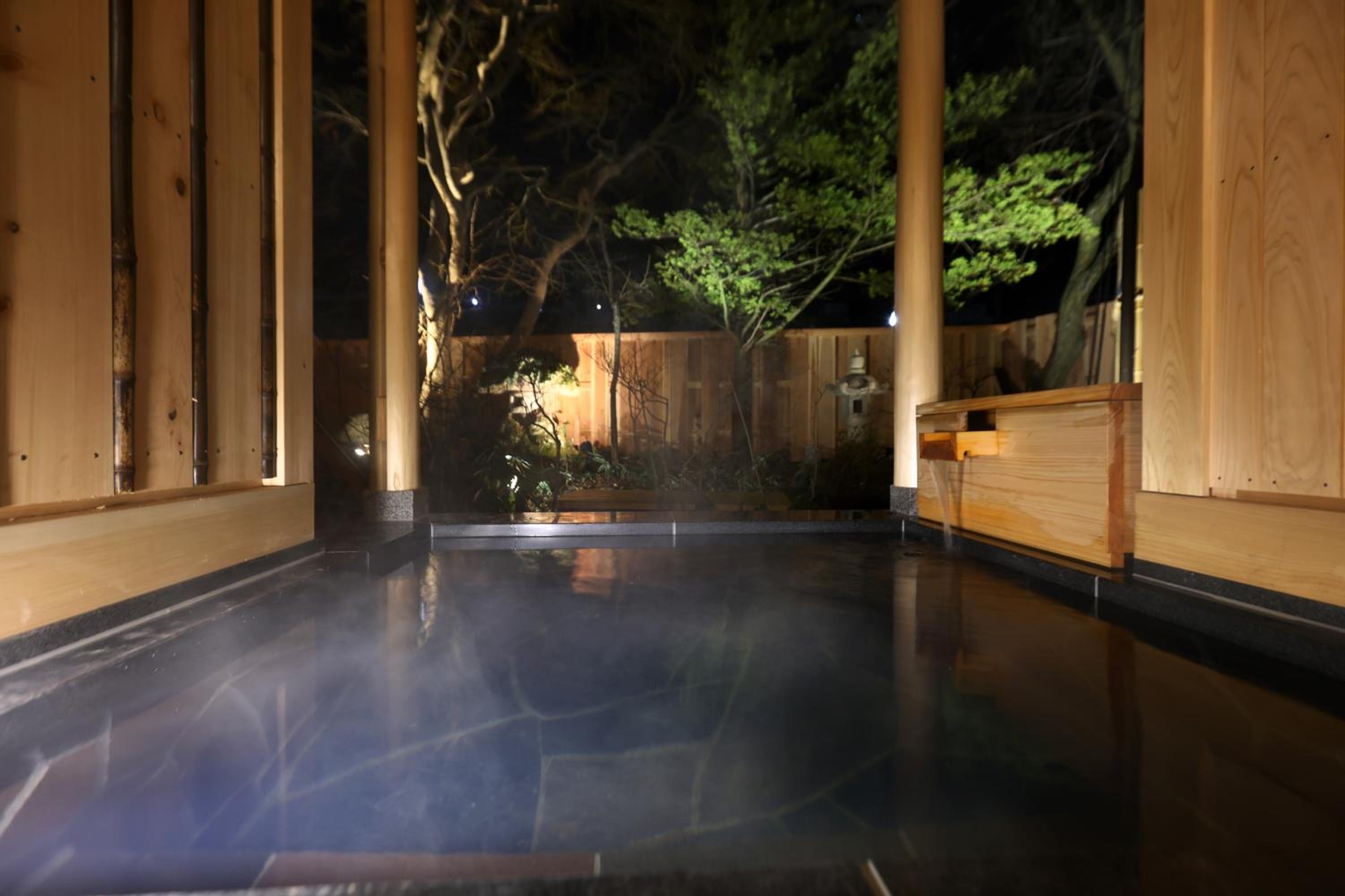 Shibu Hotel