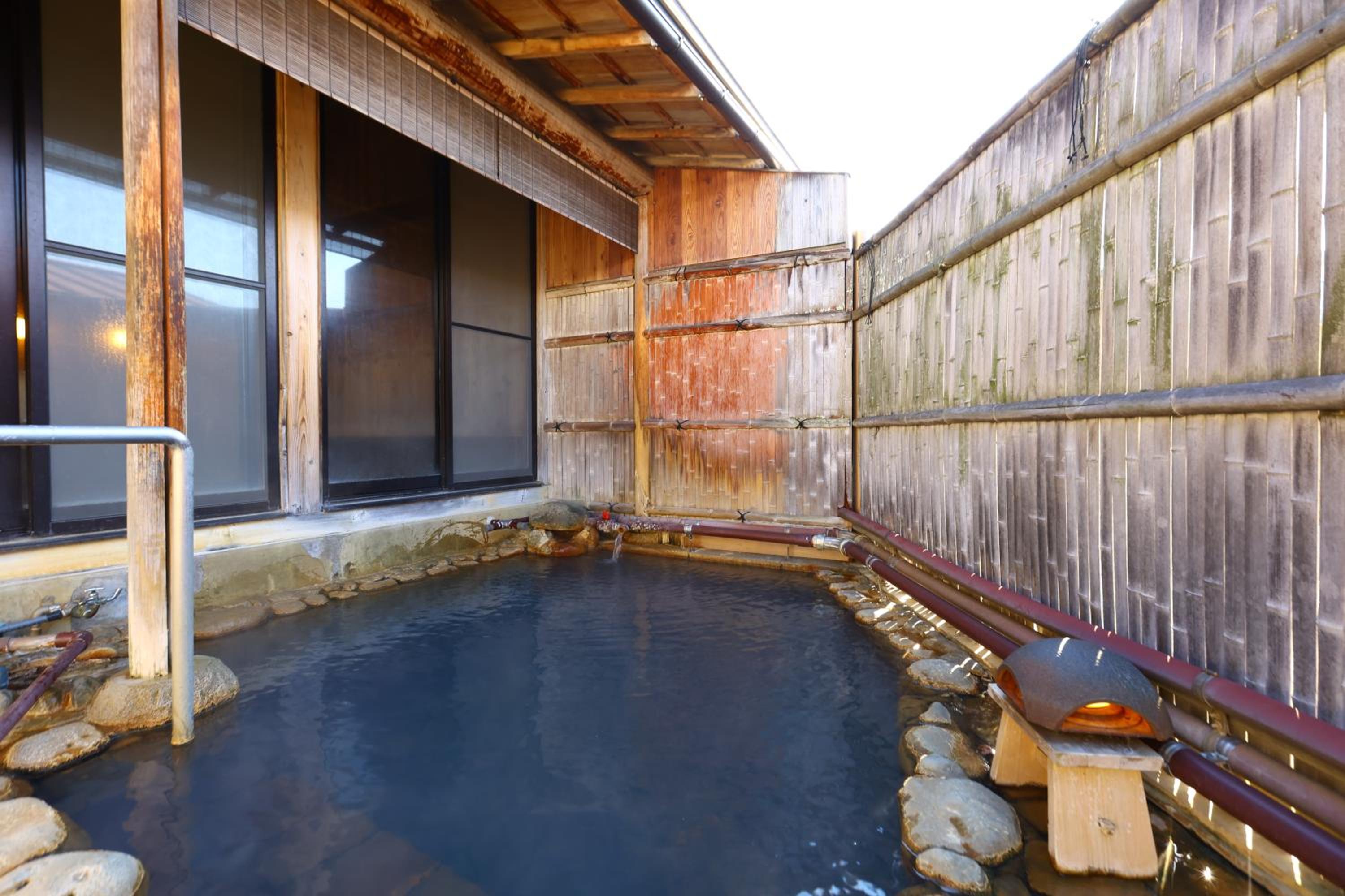 Shibu Hotel