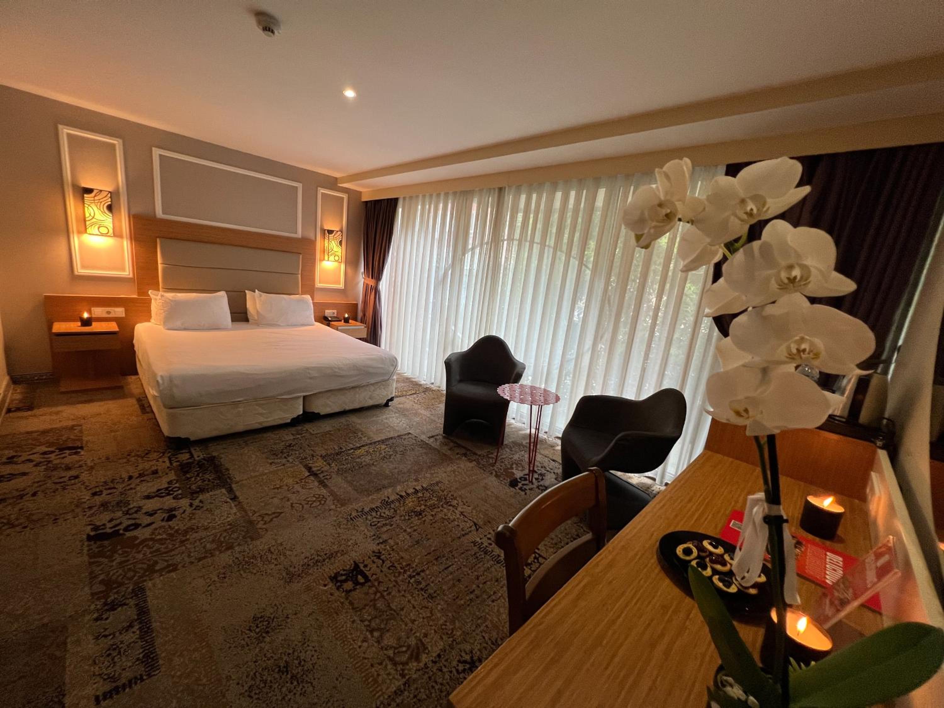 All Seasons Hotel - Image 63