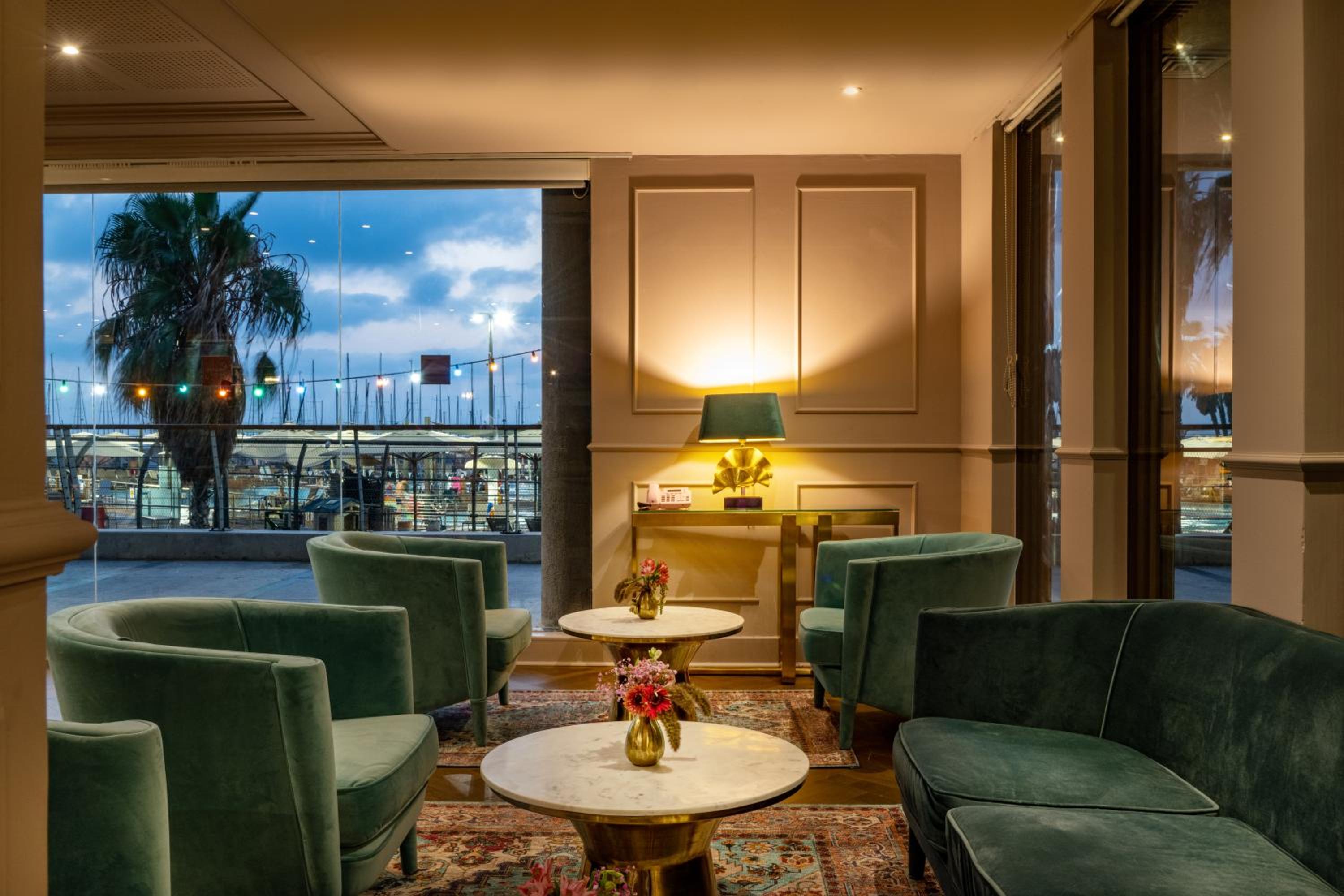 lounge