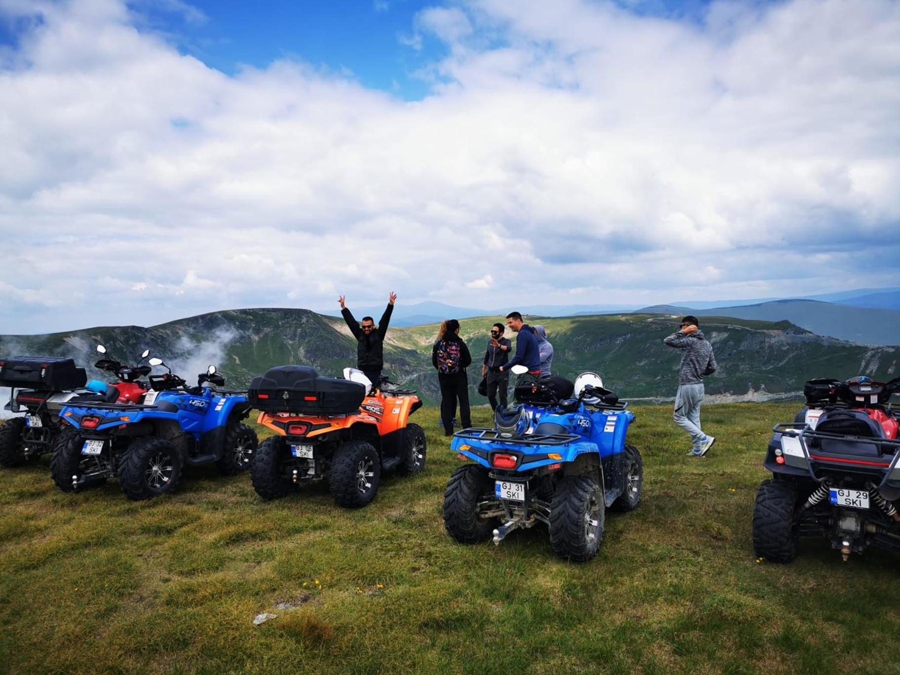Pensiunea Valea Șușiței, Ciubar, Sauna, ATV, Safari, Offroad Jeep, Ghid Turistic Climbing, Rafting, Safari, Paragliding view 4