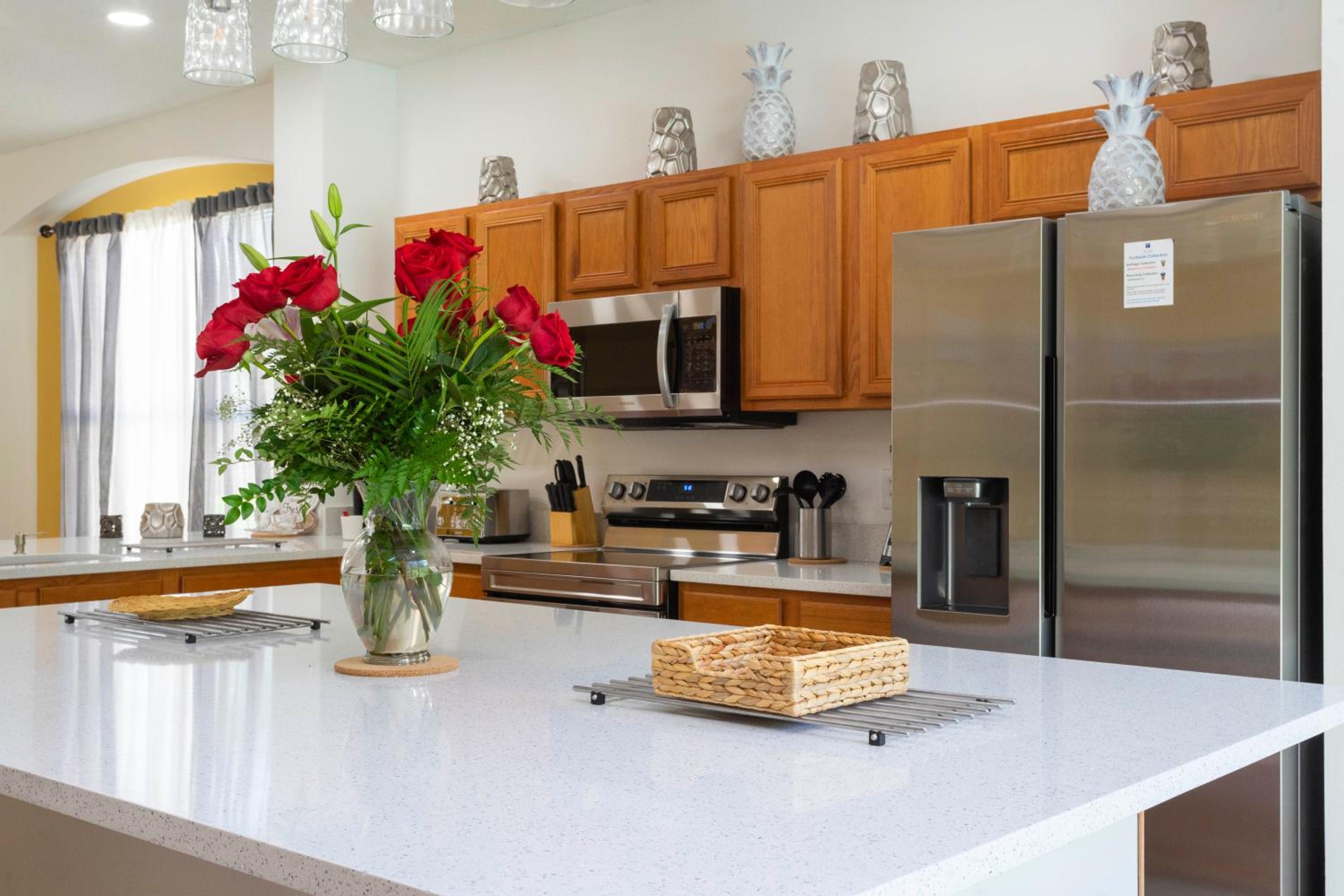 7 Bedroom Mansion Near Disney view 4