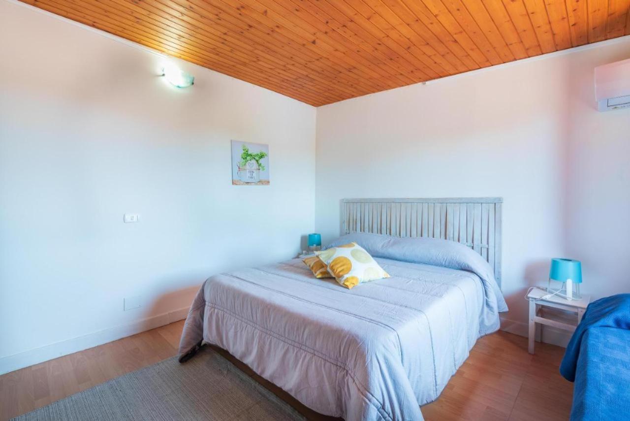 Villa con piscina al mare
