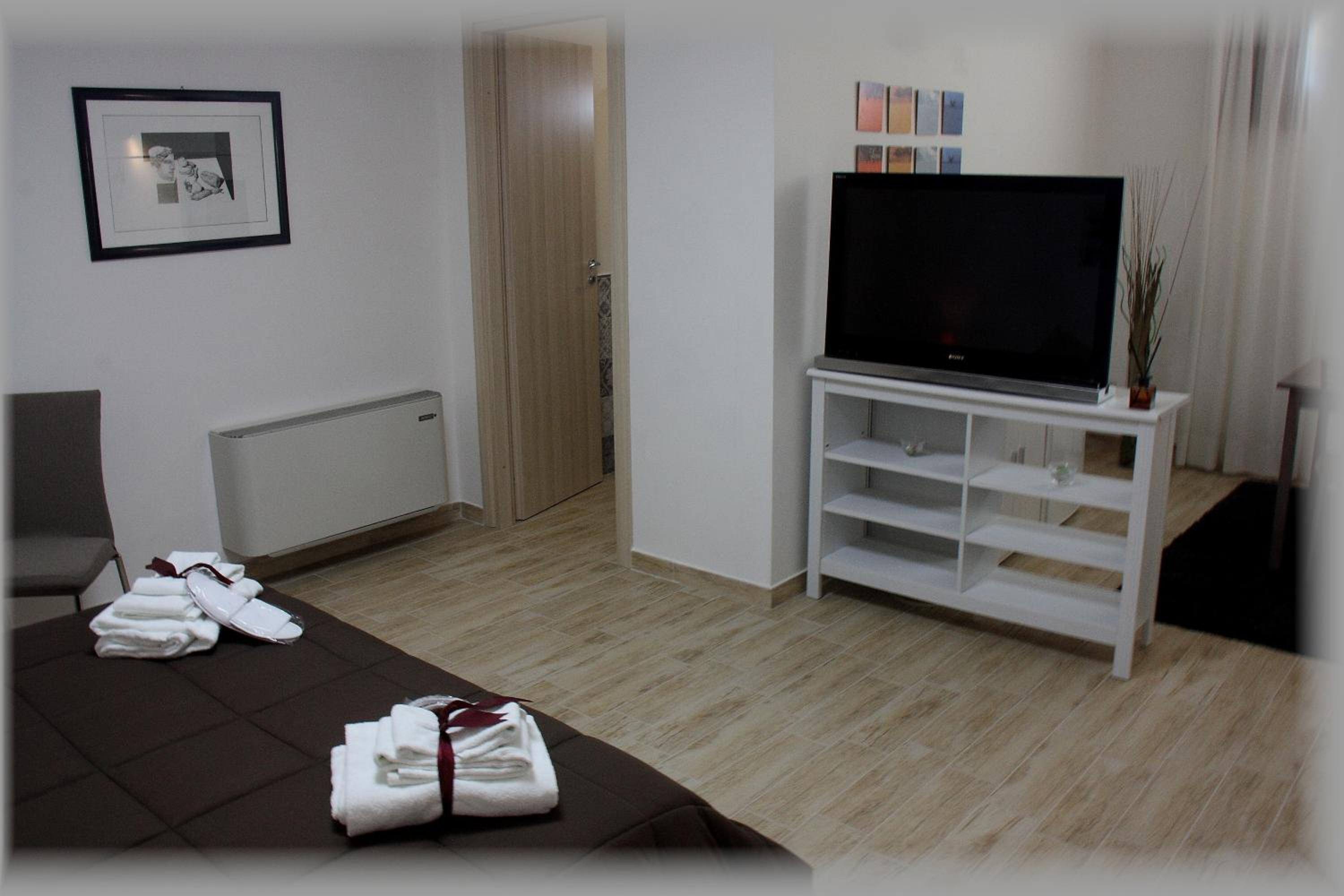 Photo 24
