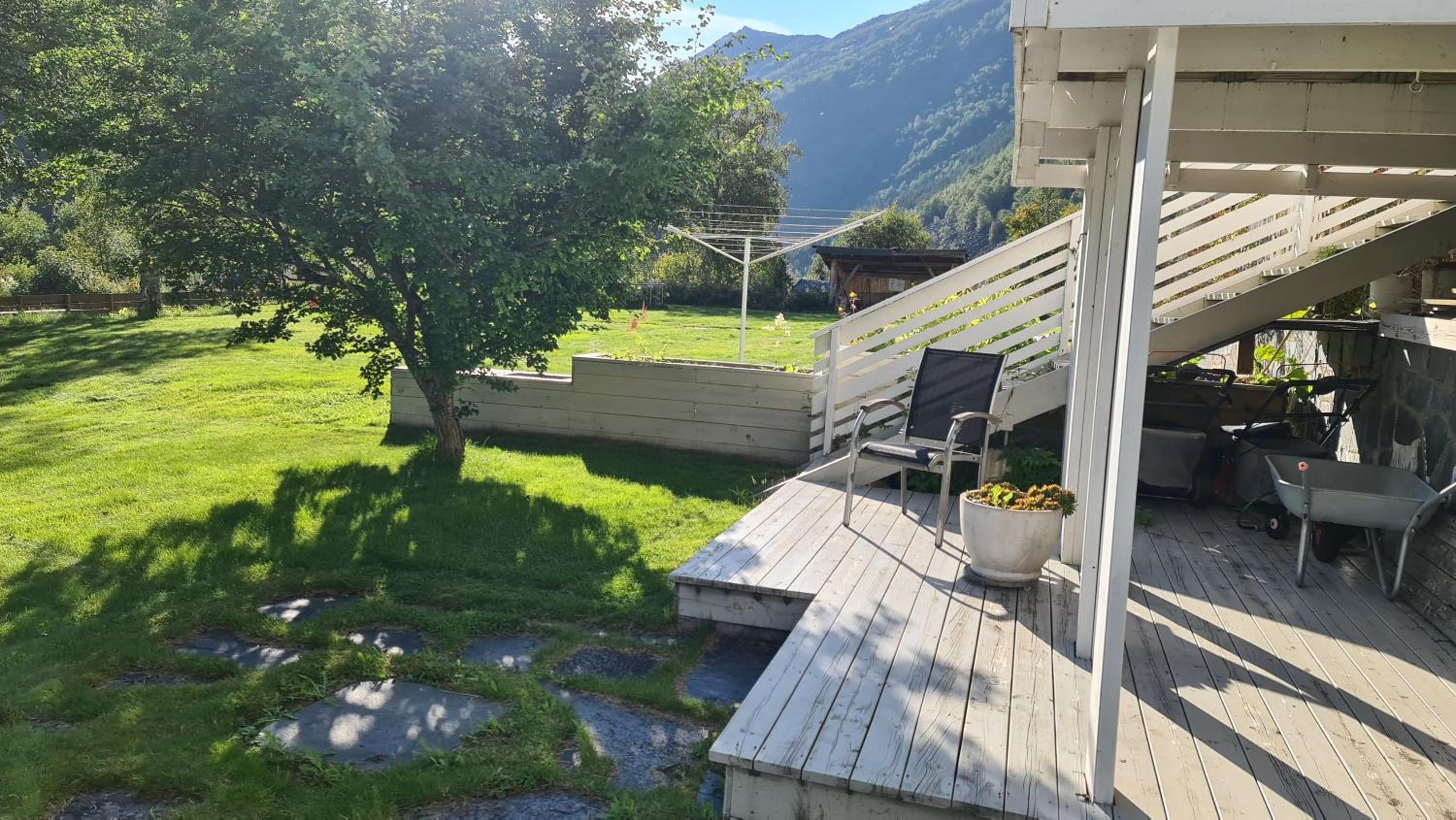 Trolltunga Lodge