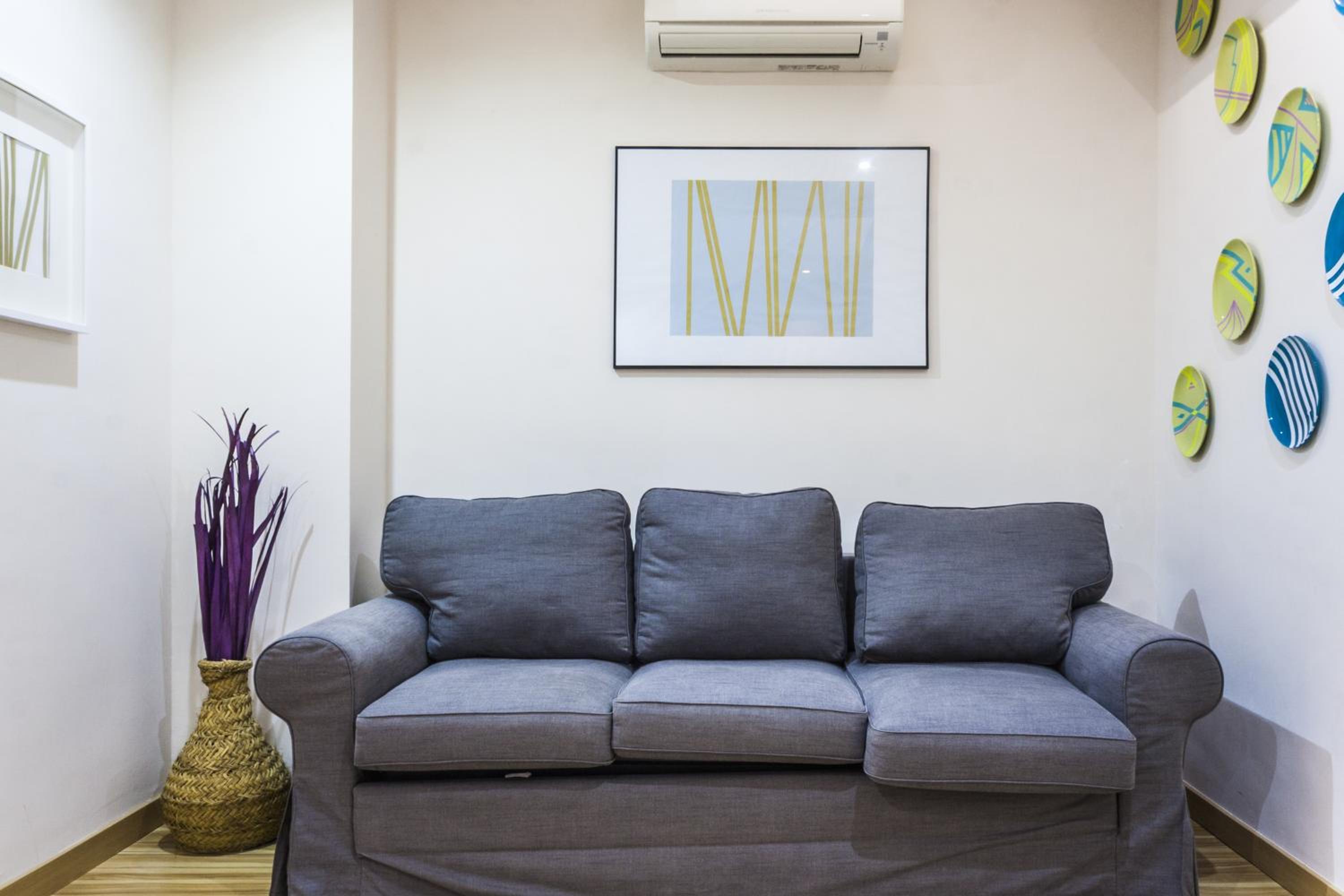 Mola Suites