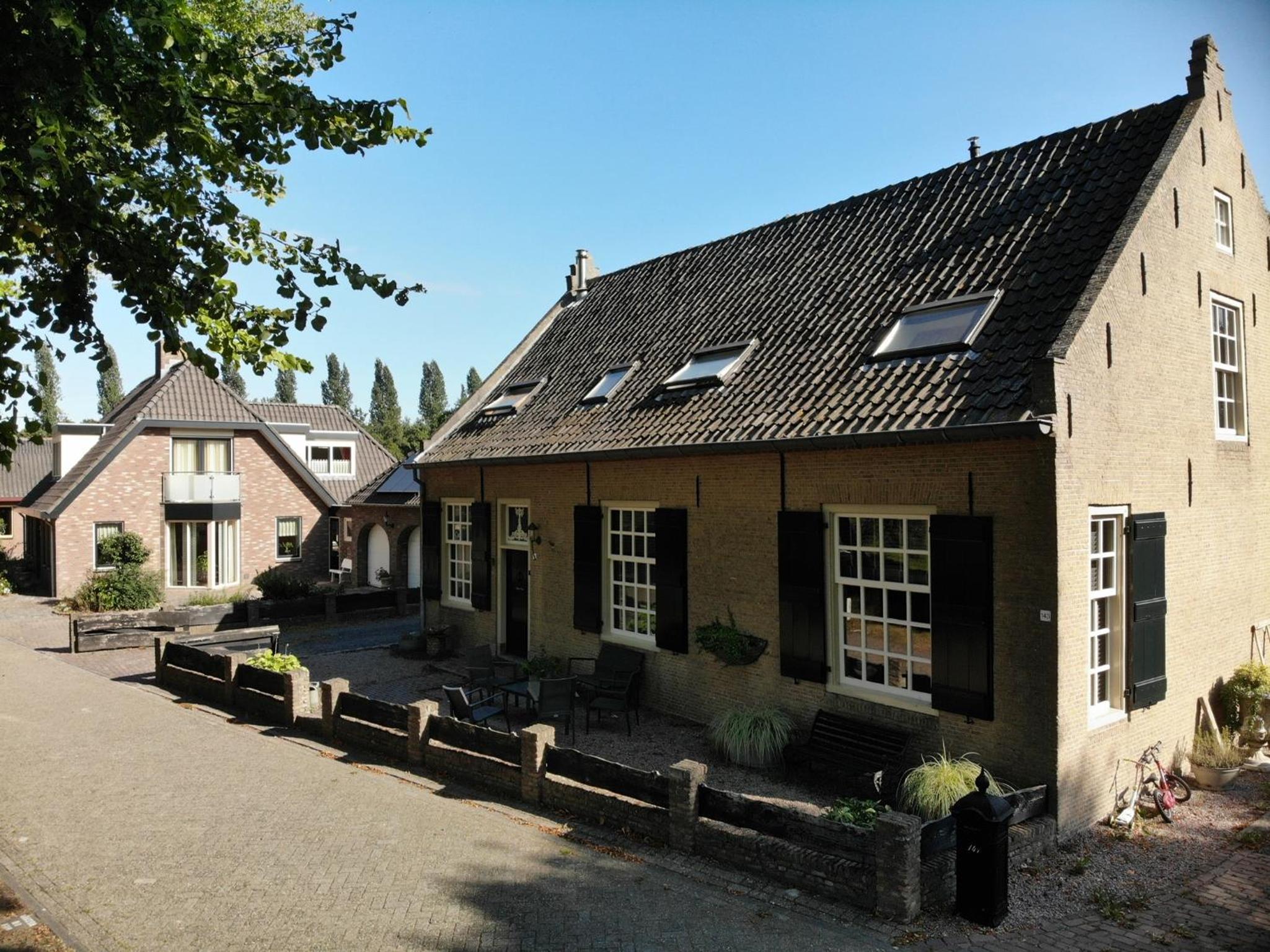Photo 13