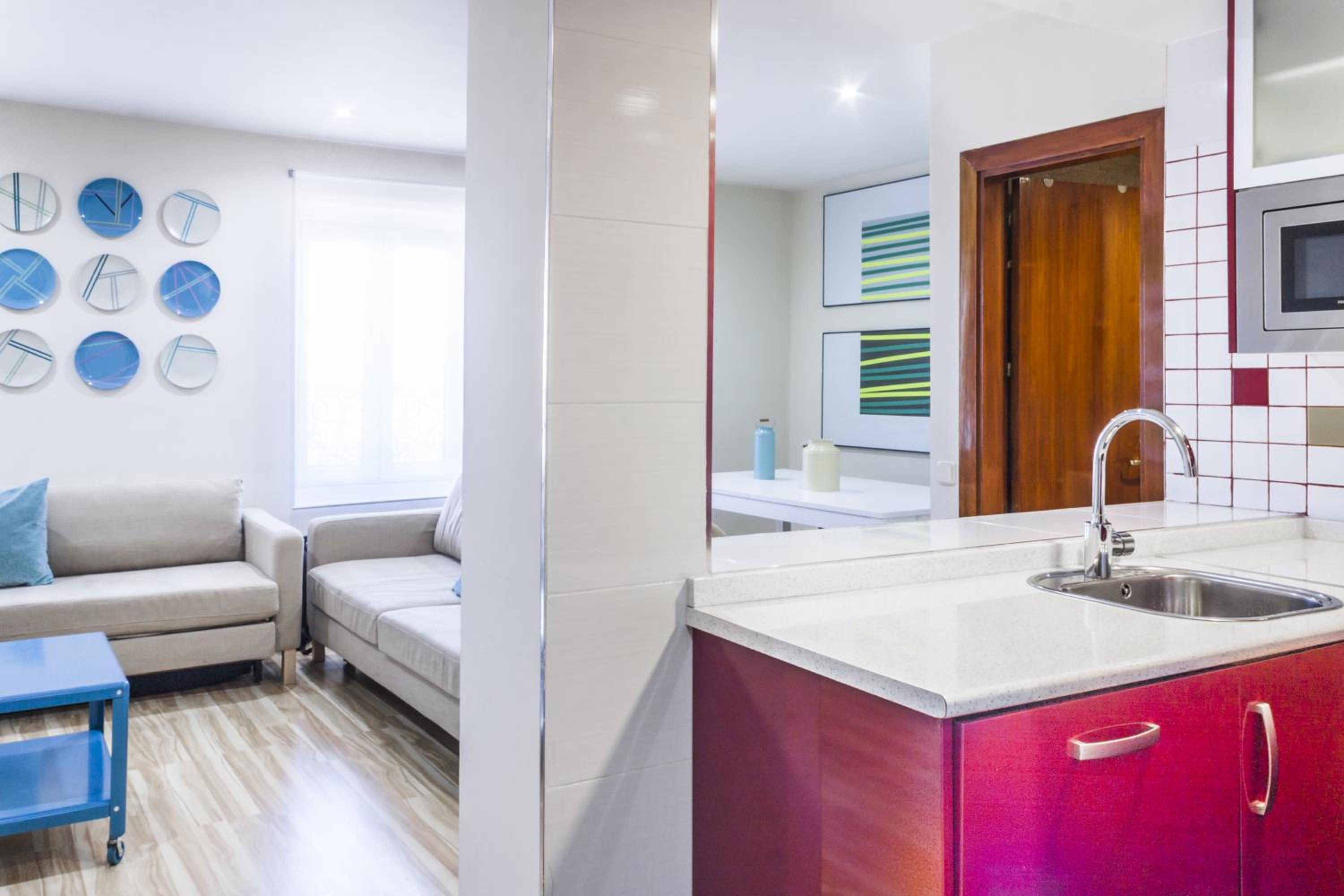 Mola Suites