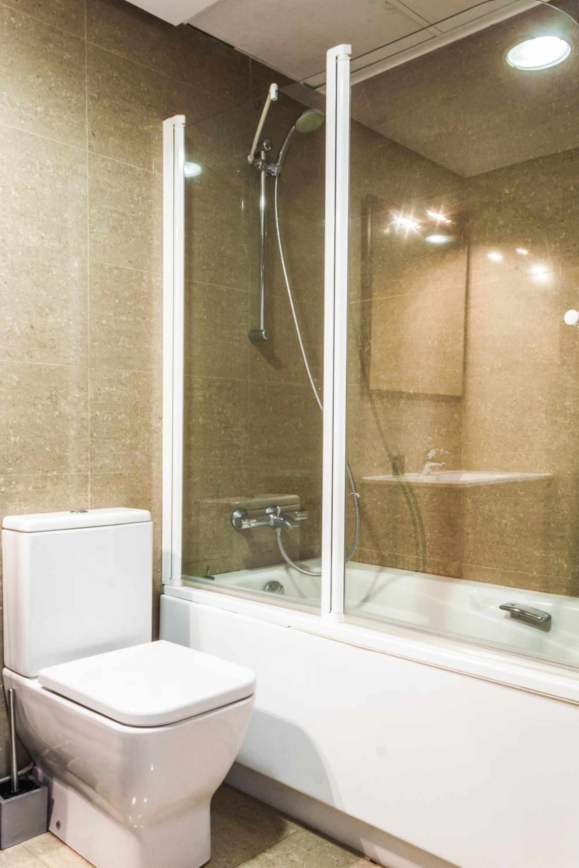 Mola Suites