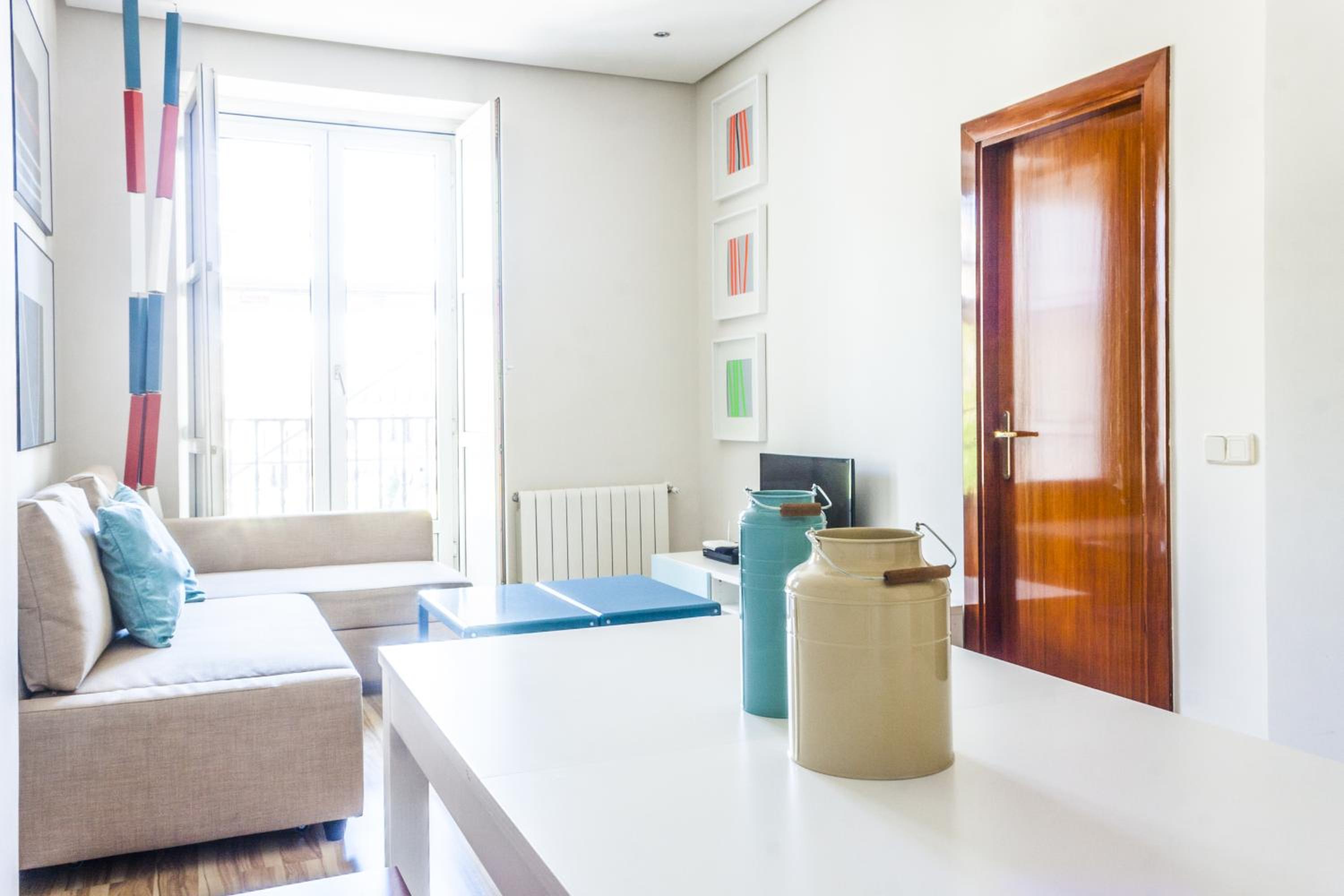 Mola Suites