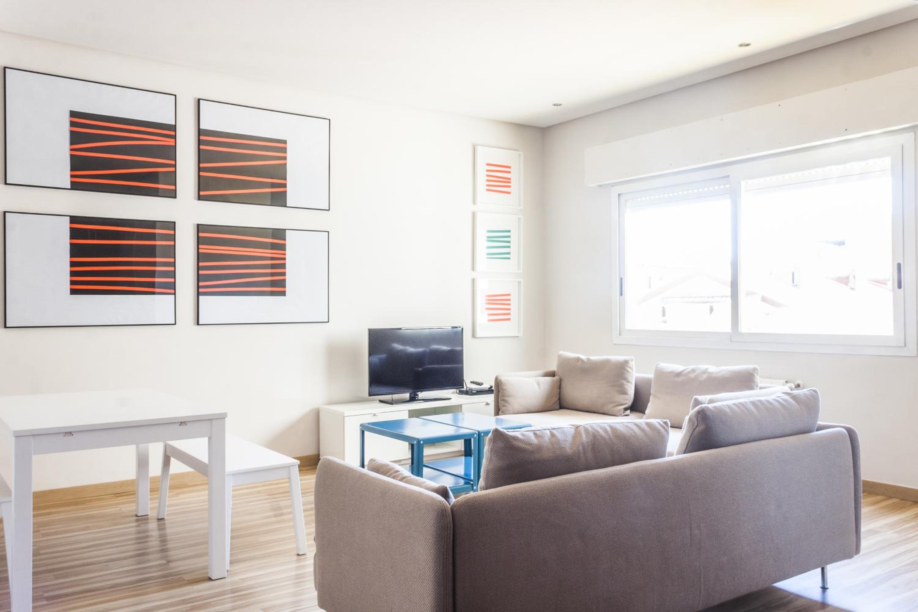 Mola Suites