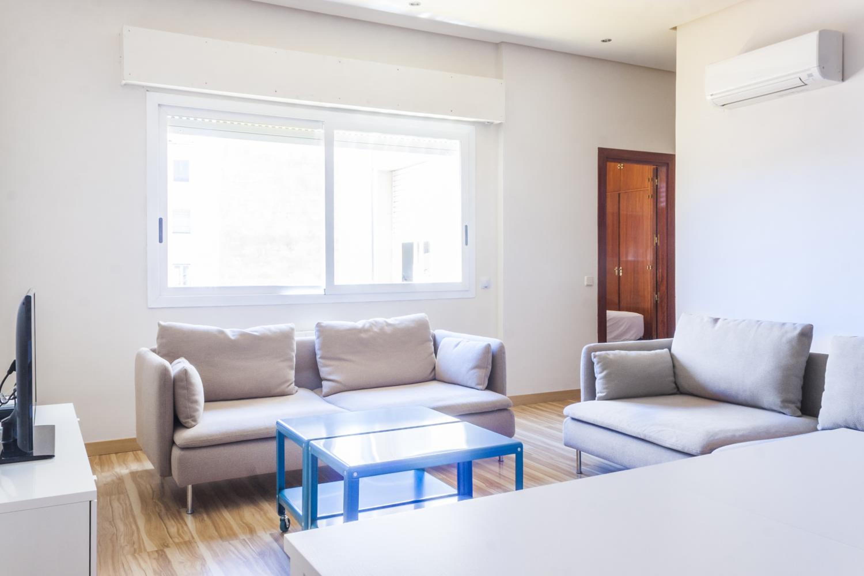 Mola Suites
