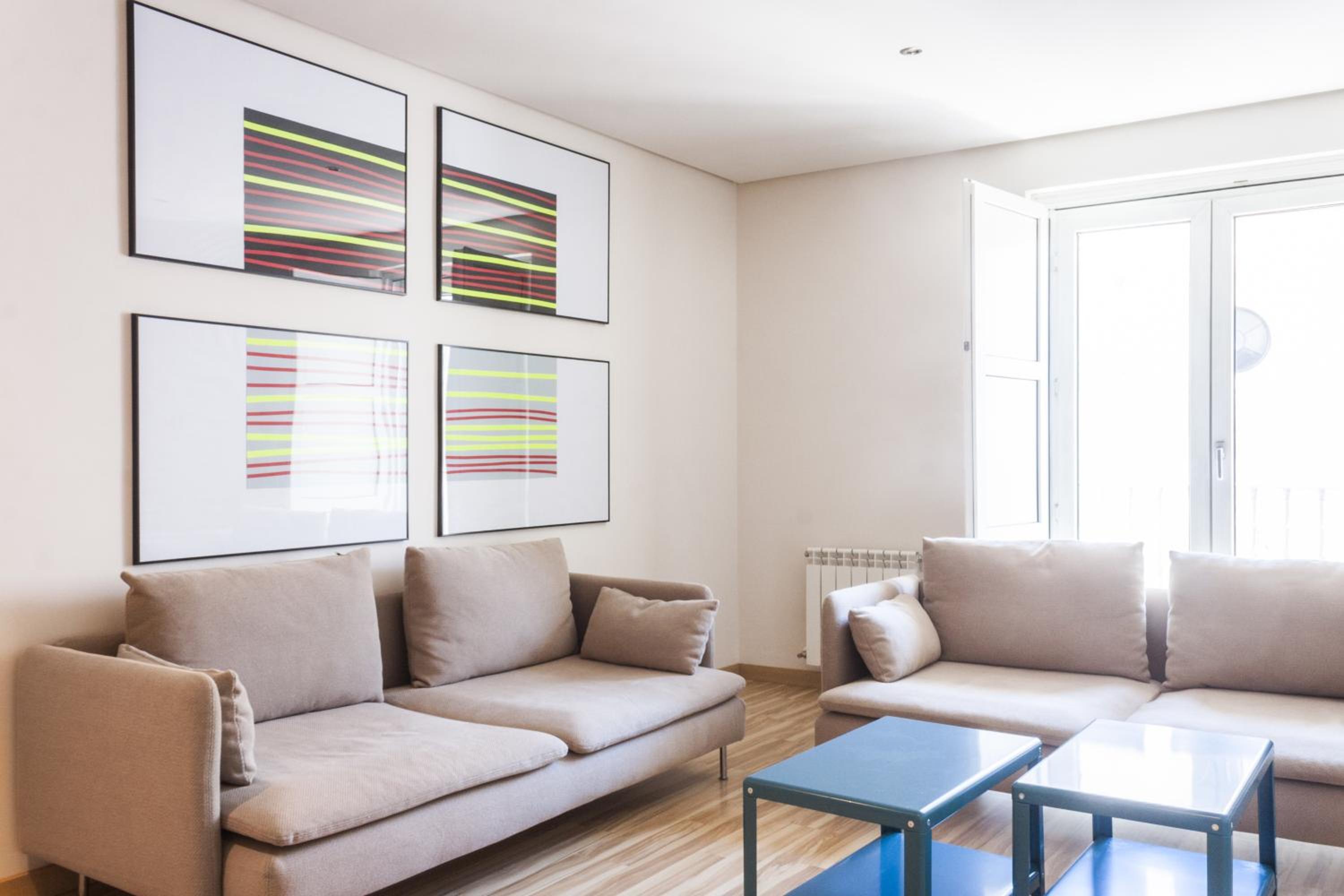 Mola Suites