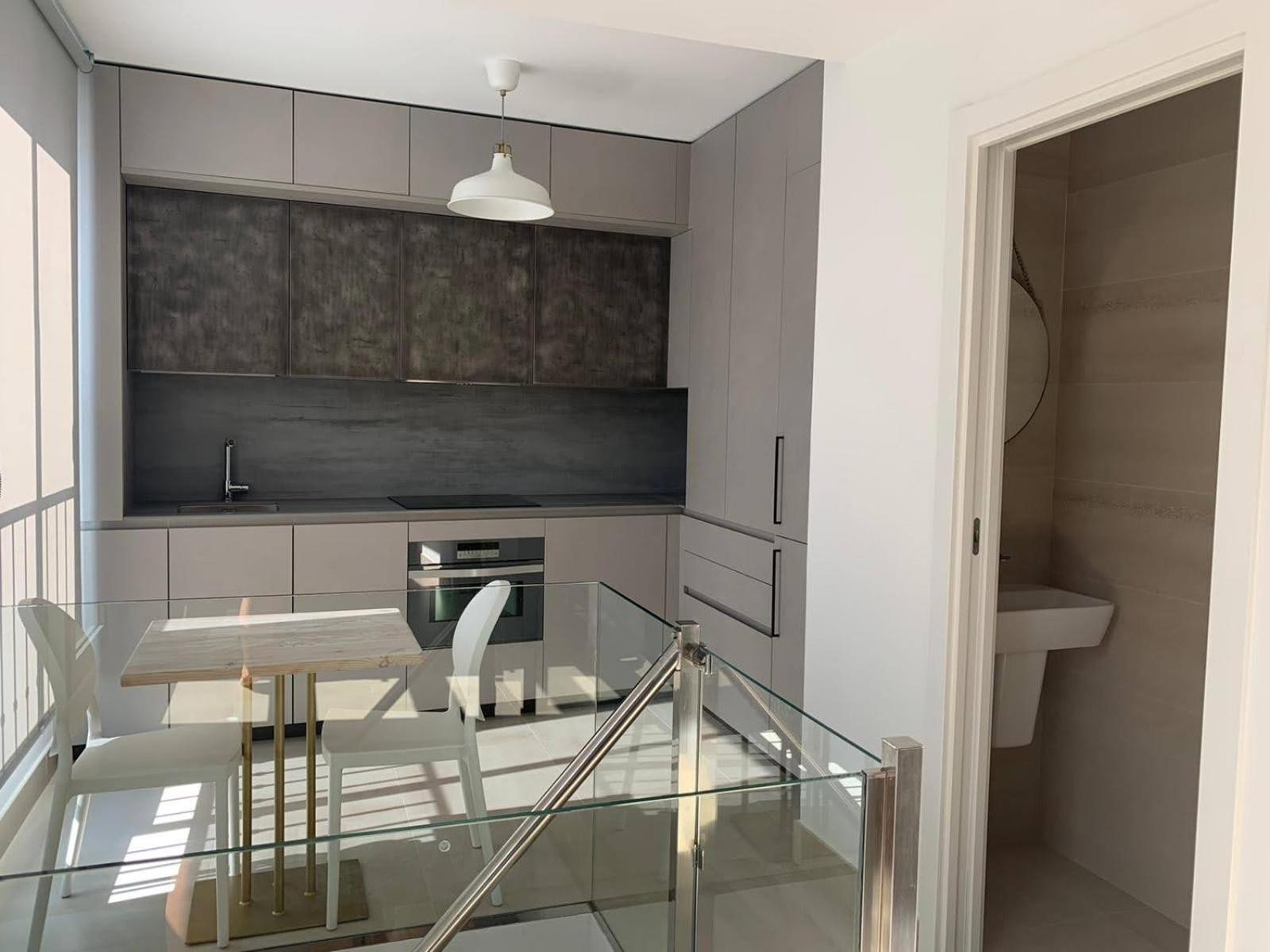 Luxury Penthouse with private pool Setas monument