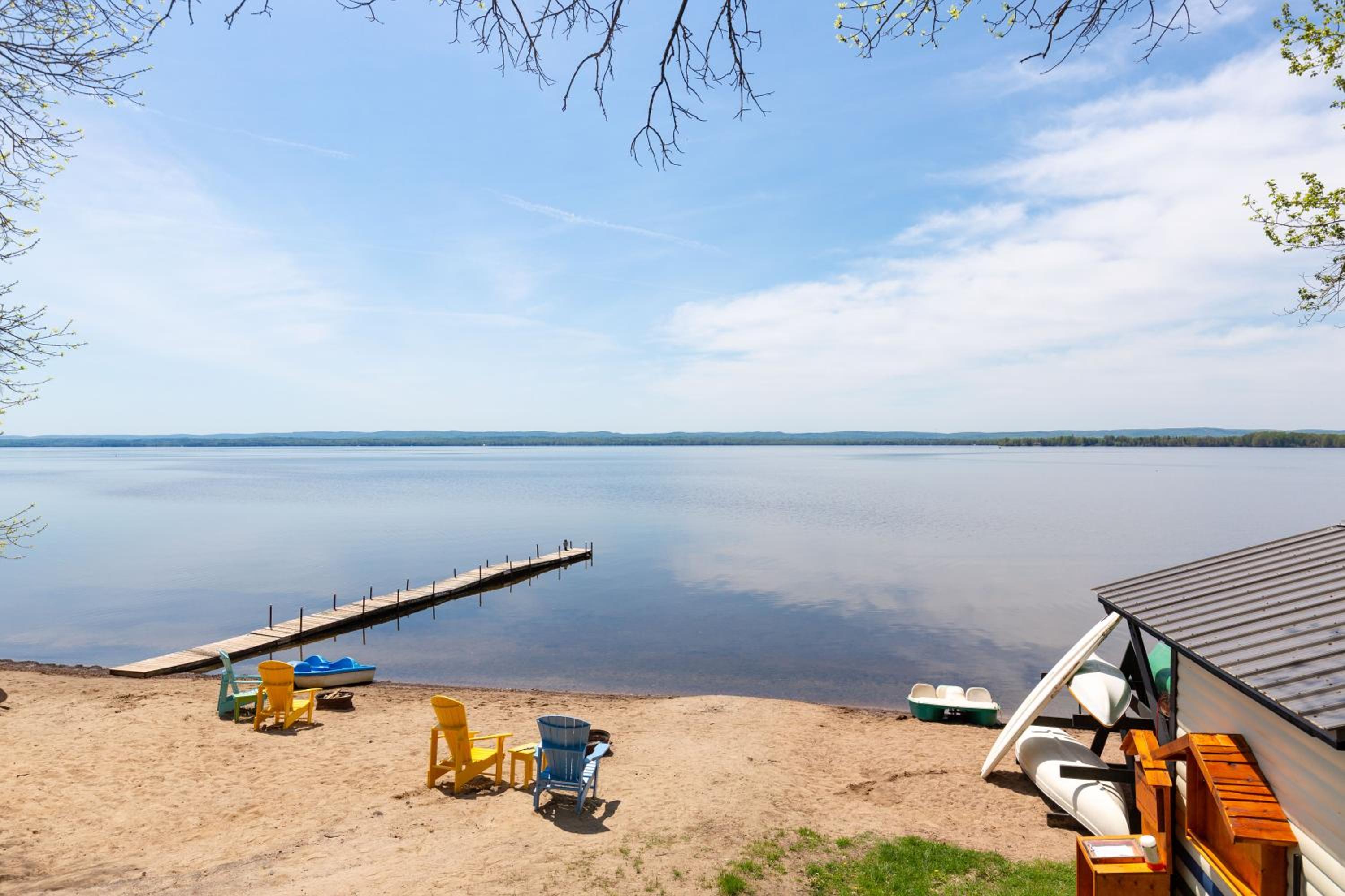 Greystone on Golden Lake