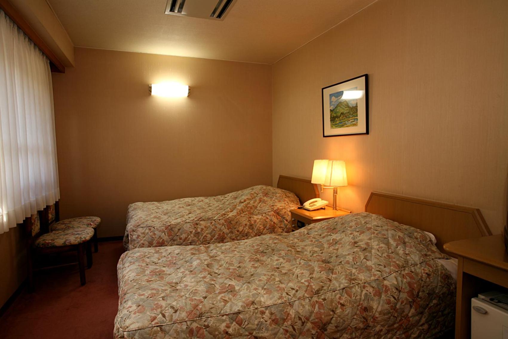Shibu Hotel