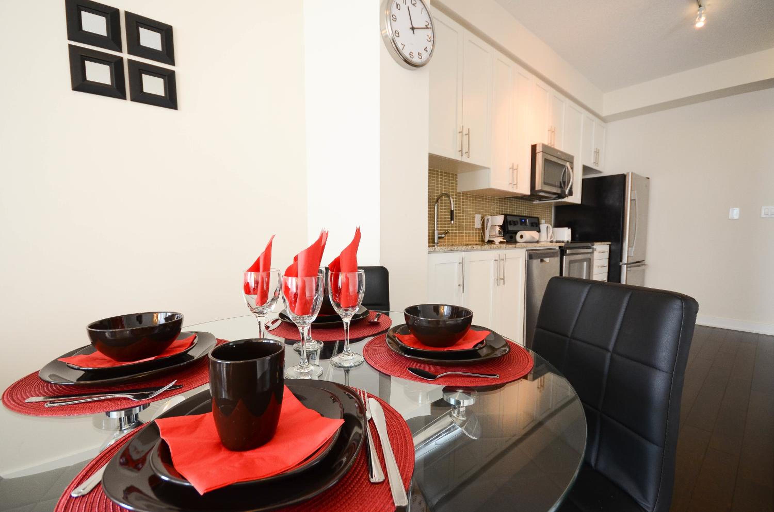 Royal Stays Furnished Apartments - Square One