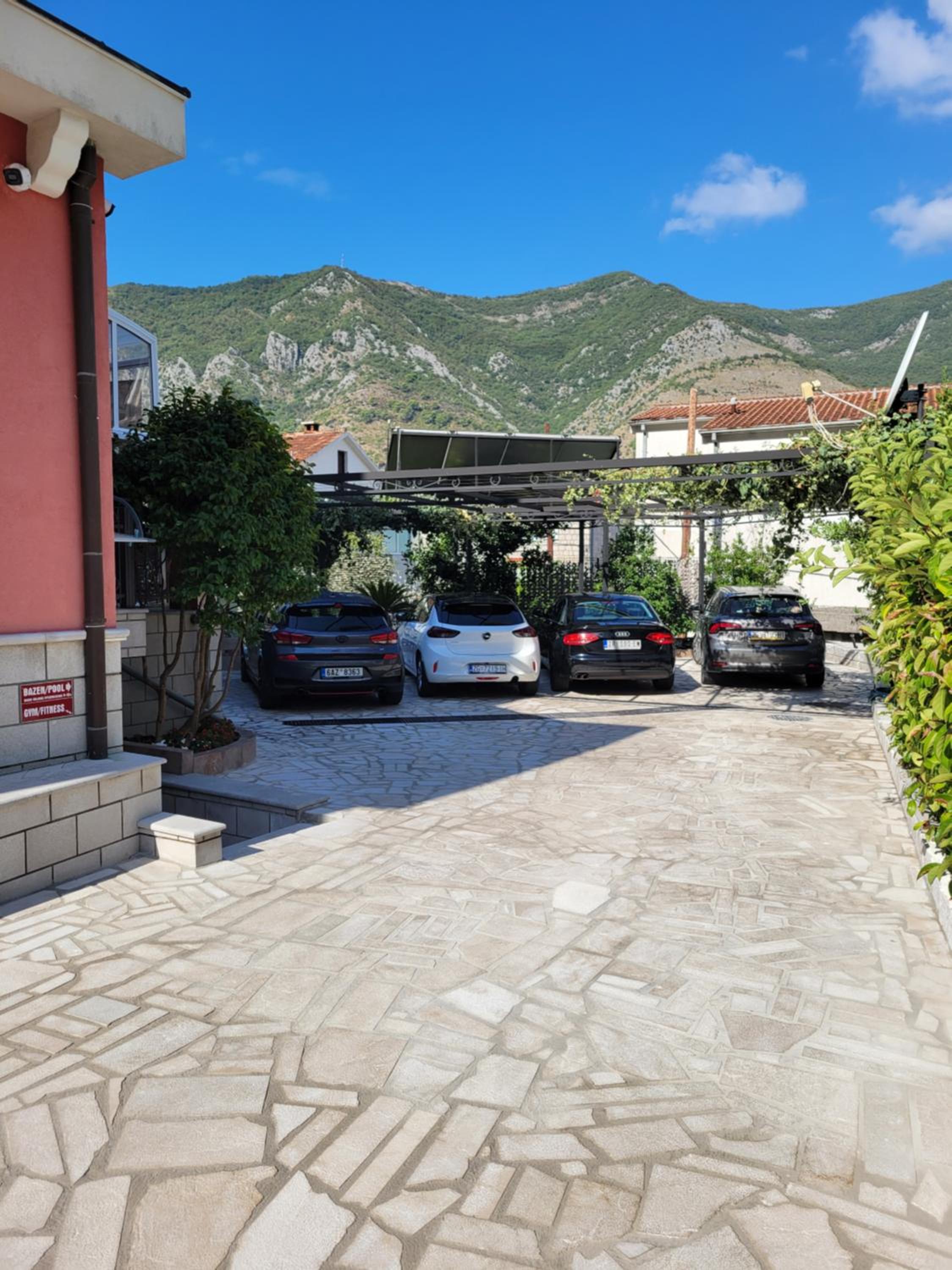 Apartments Bogdanovic