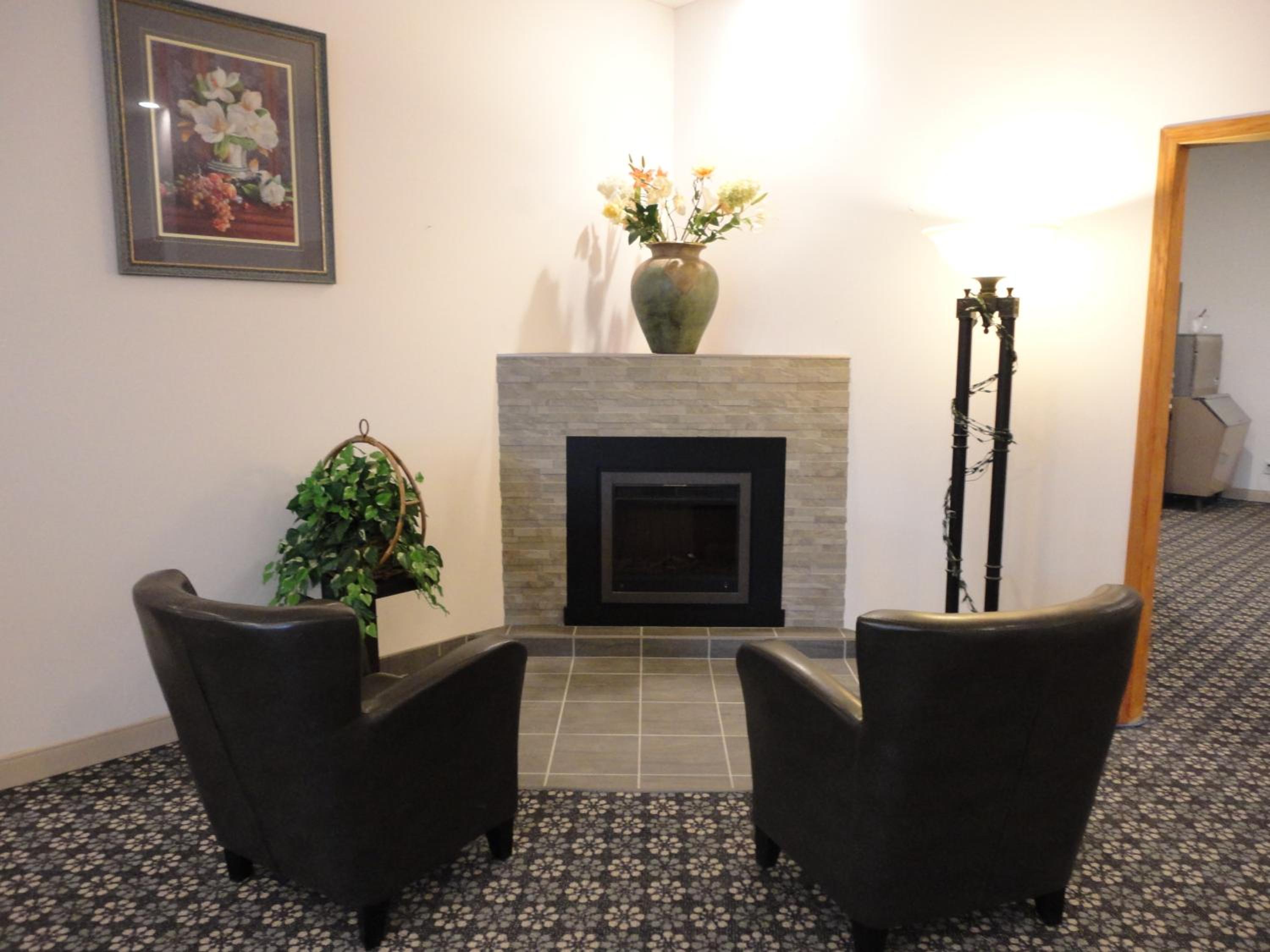 Red Deer Vacations - South Hill Motor Inn - Property Image 3