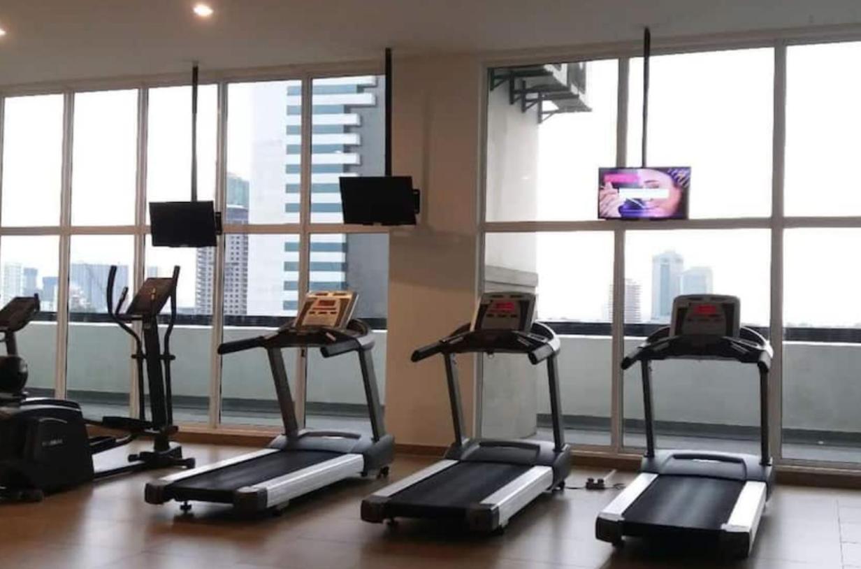 Twin Galaxy Residences by RR JBcity