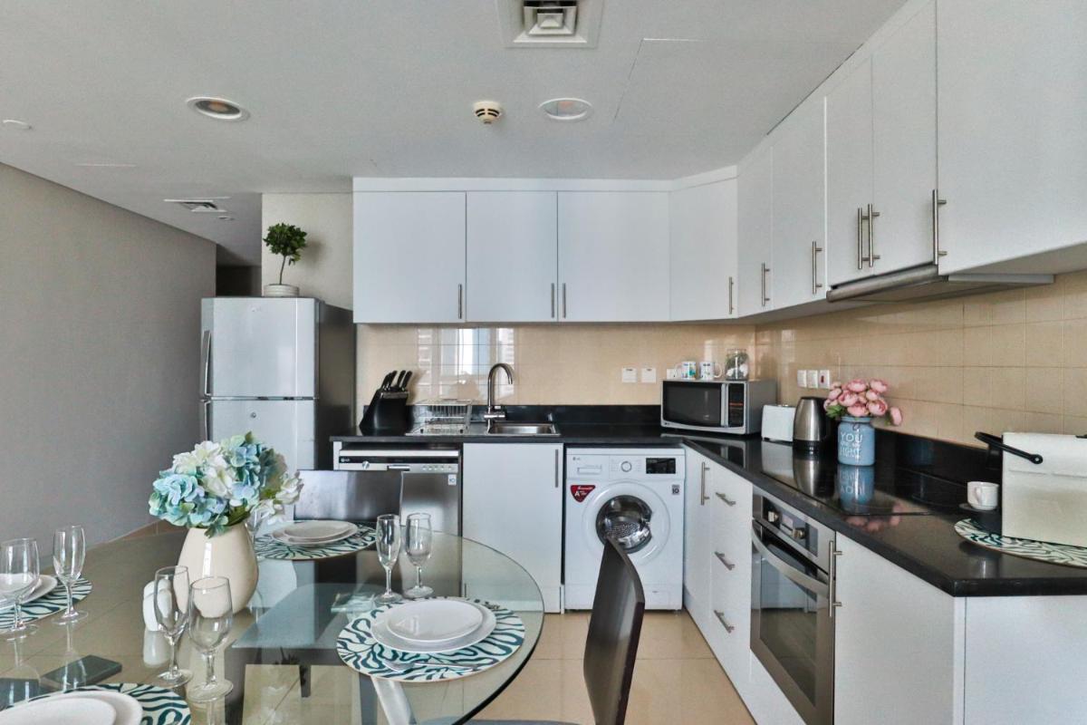 HiGuests - Fabulous Duplex With Breathtaking Lake Views