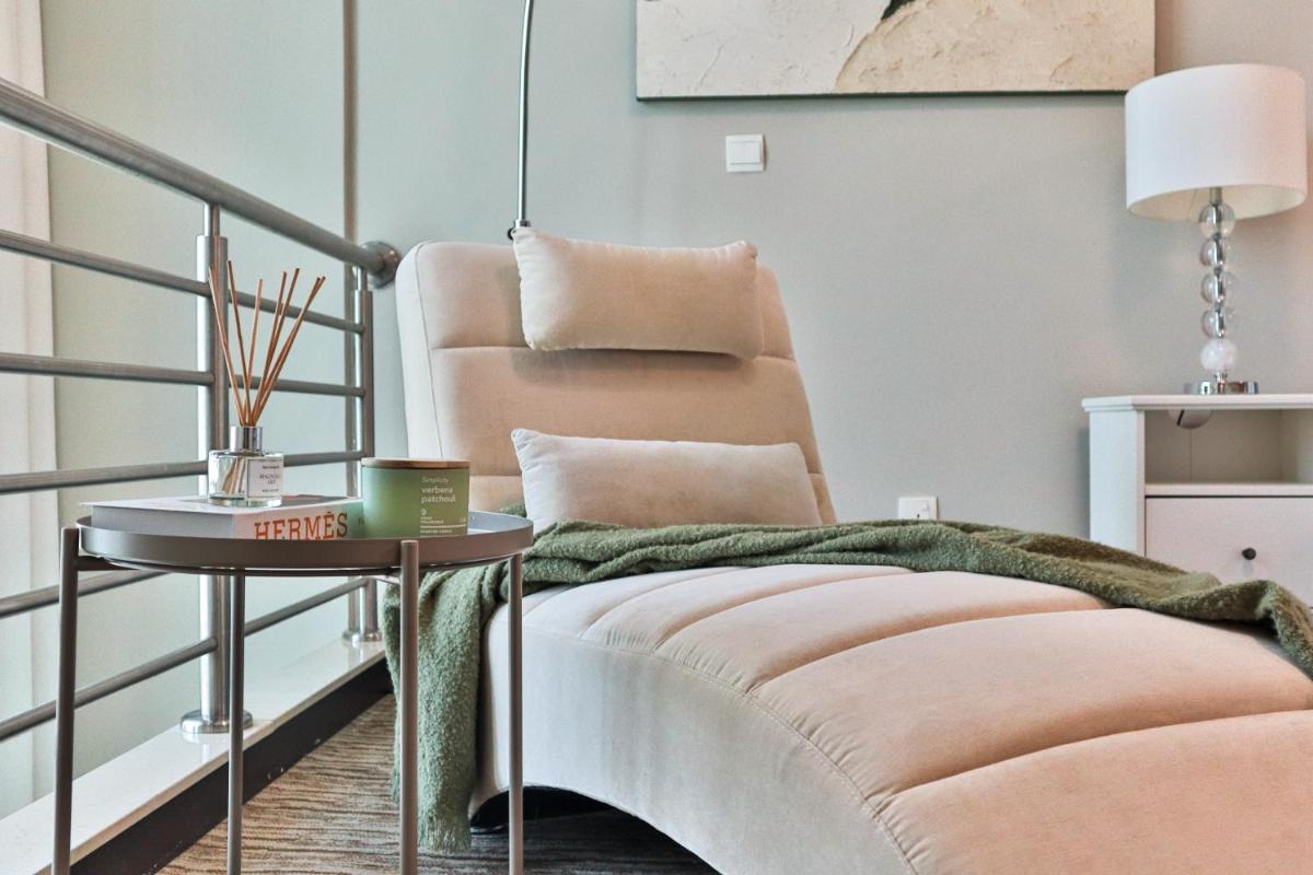 HiGuests - Fabulous Duplex With Breathtaking Lake Views
