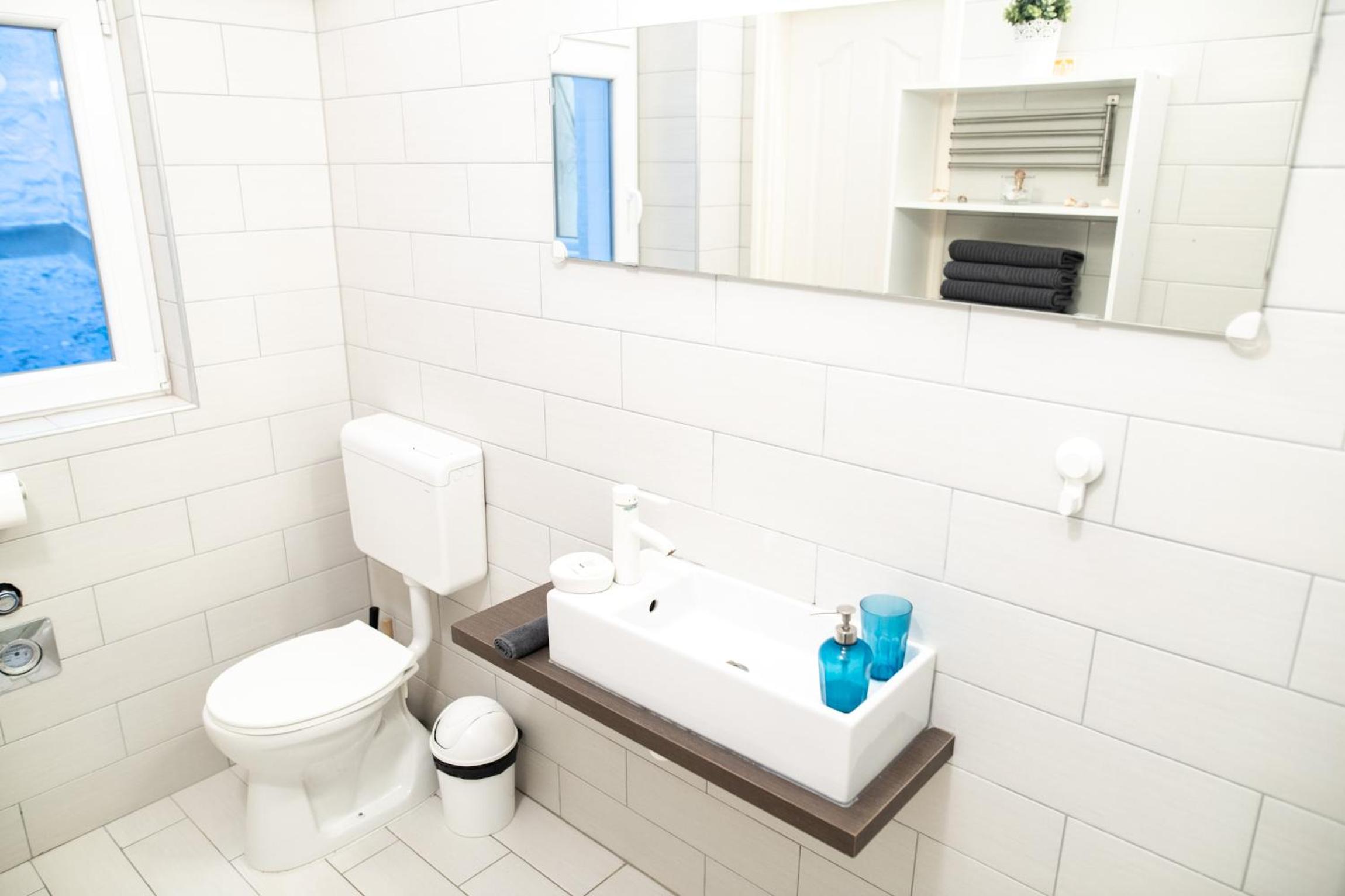 N28 Studio Apartment In Andrassy Boulevard. view 5