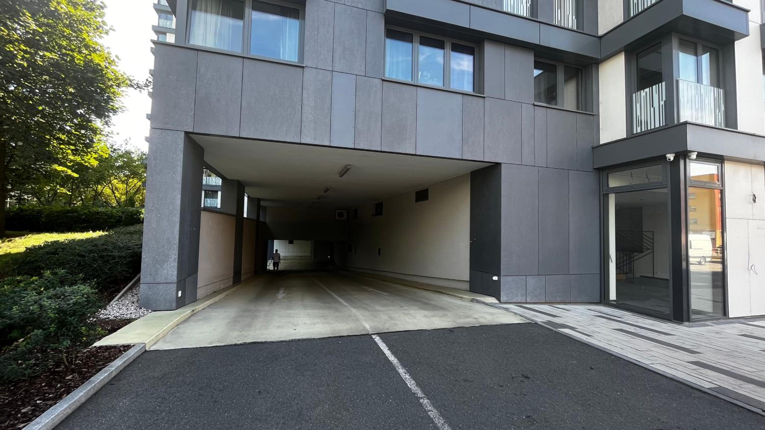 Residence Garden Tower - 8 min do centra, garaz
