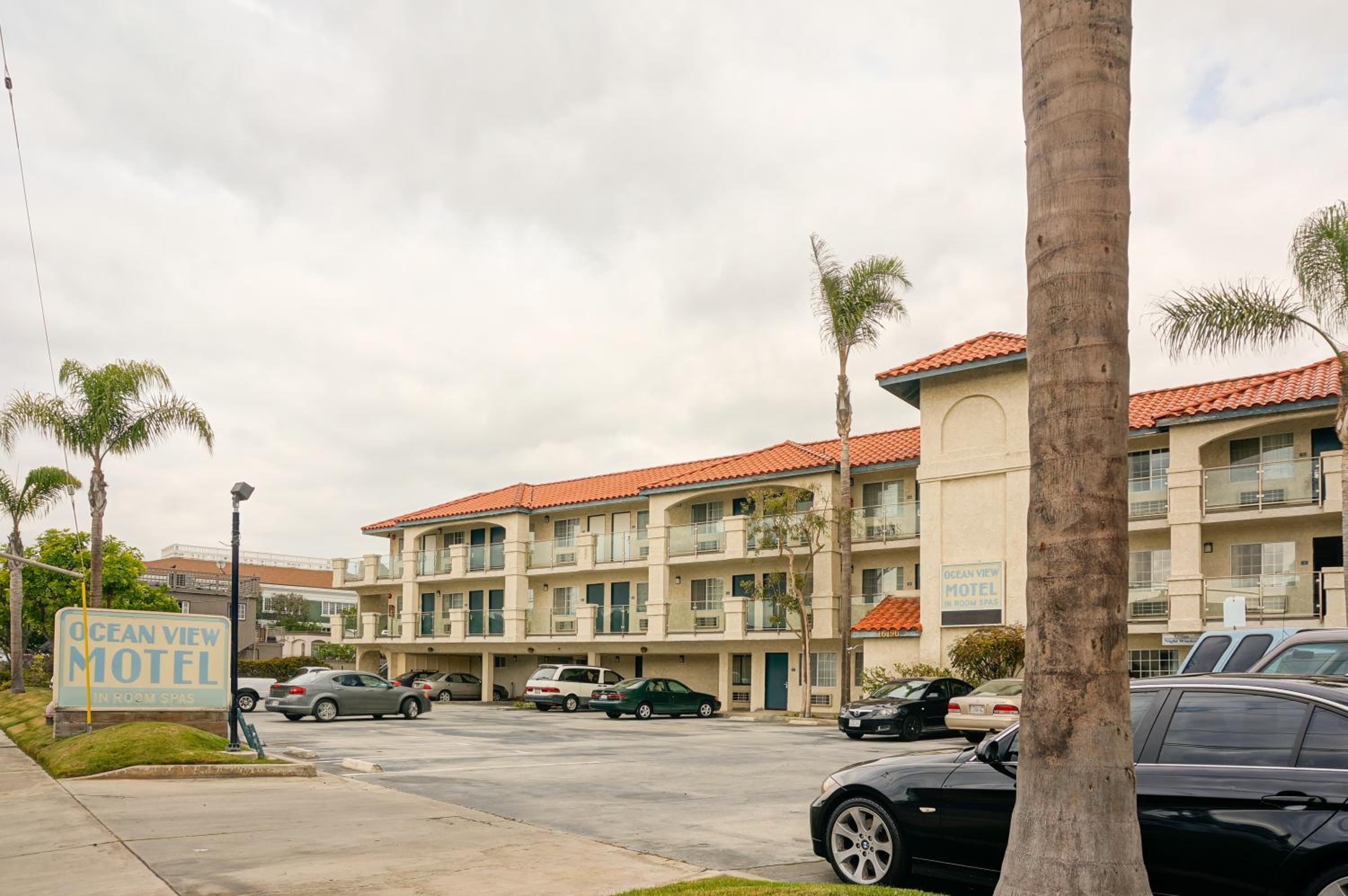 OceanView Motel