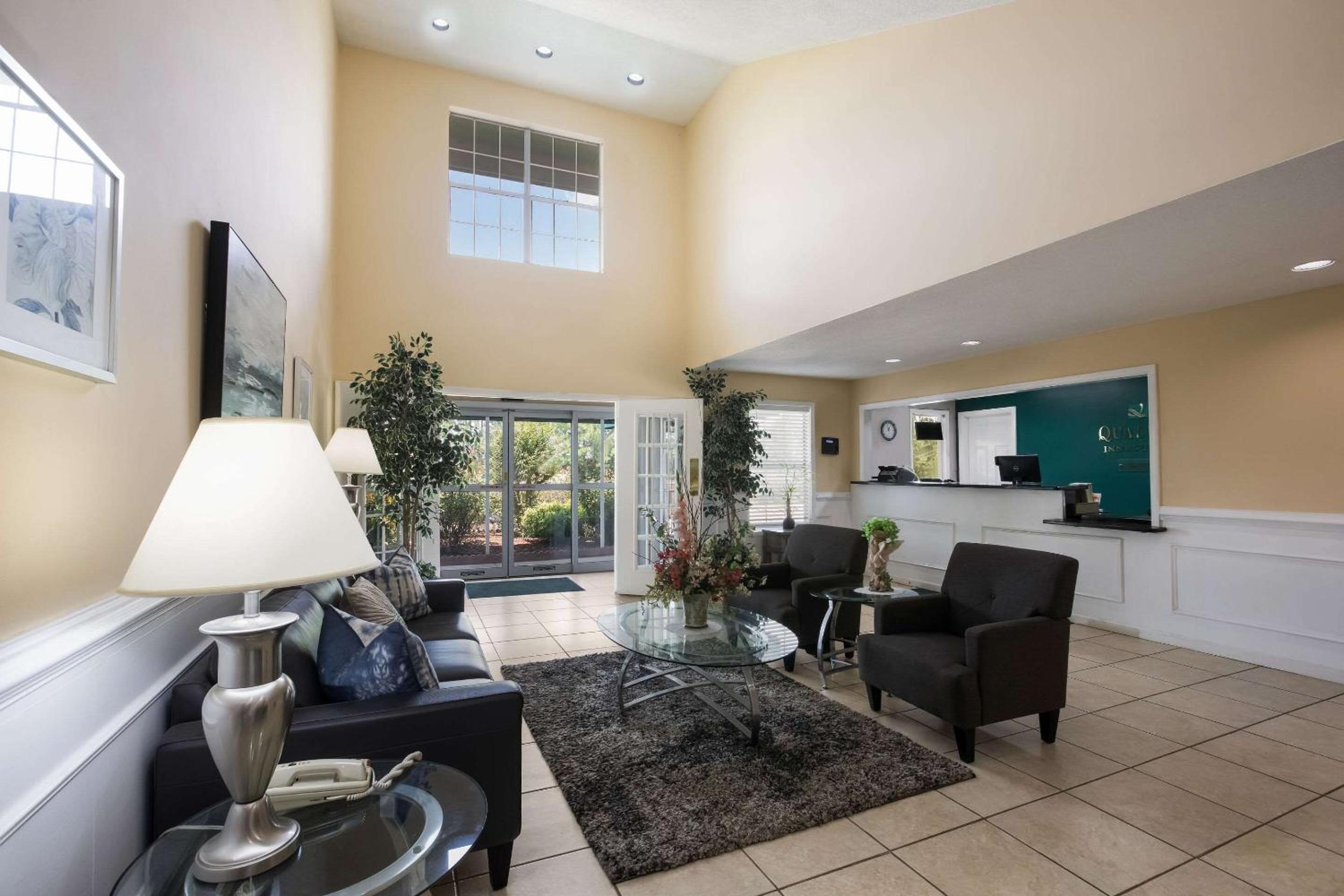 Quality Inn & Suites Greensboro near Lake Oconee