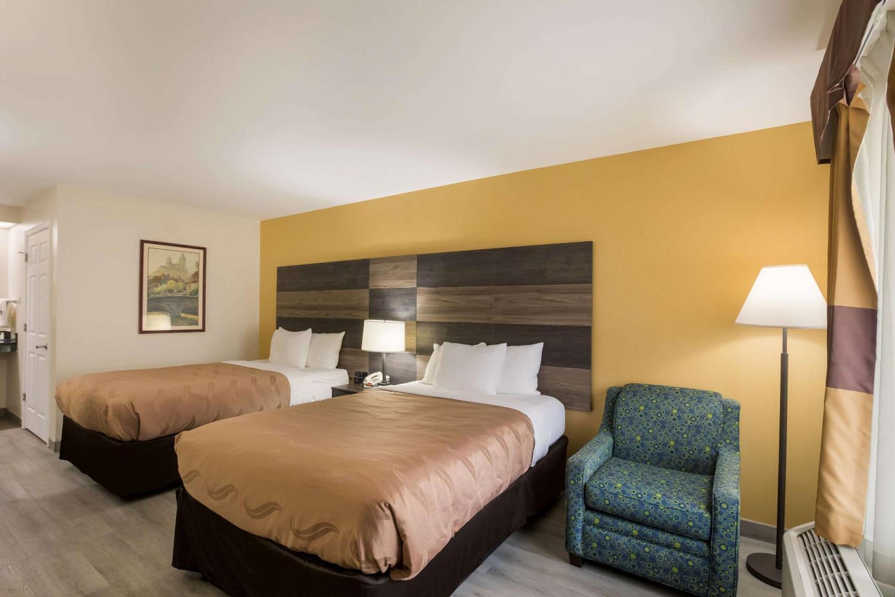 Quality Inn & Suites Greensboro near Lake Oconee