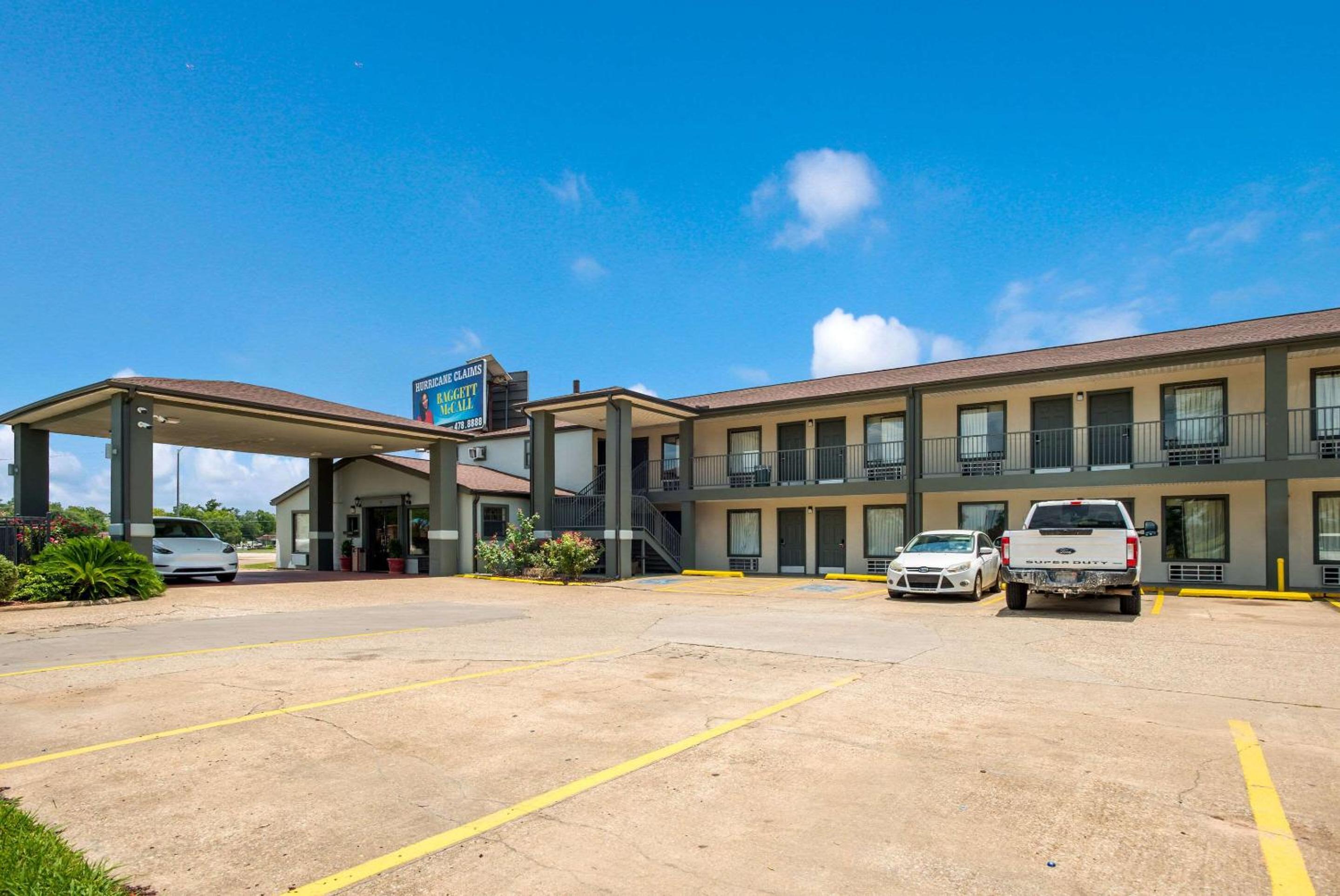 Econo Lodge Lake Charles University Area