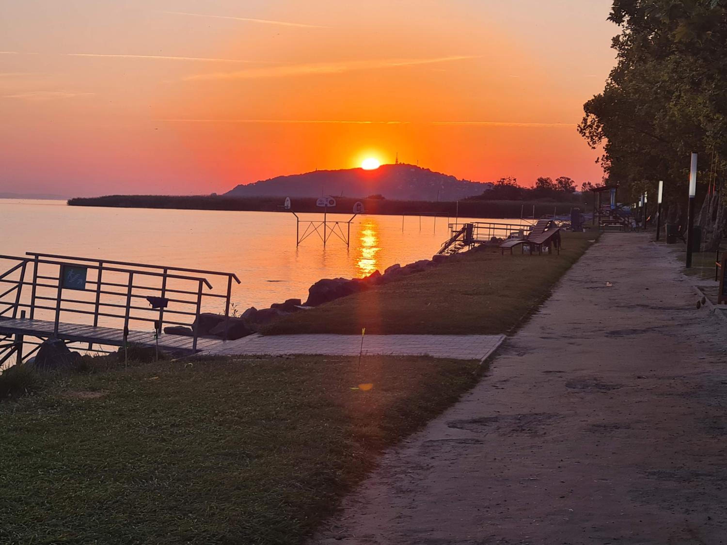 Léda Vendégház Balatonfenyves view 4