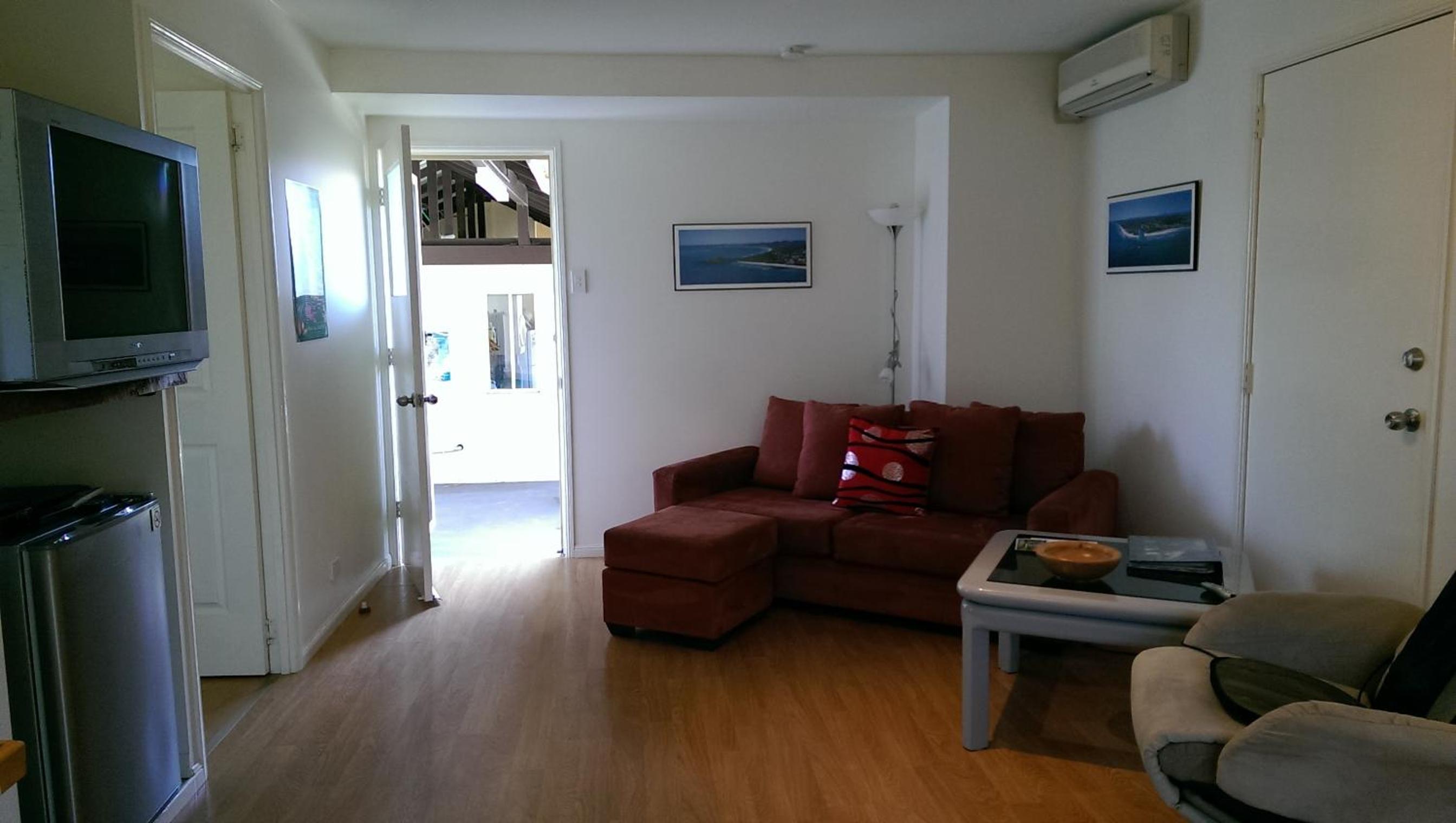 Tropical Coast Retreat - Pet Friendly - Adult only