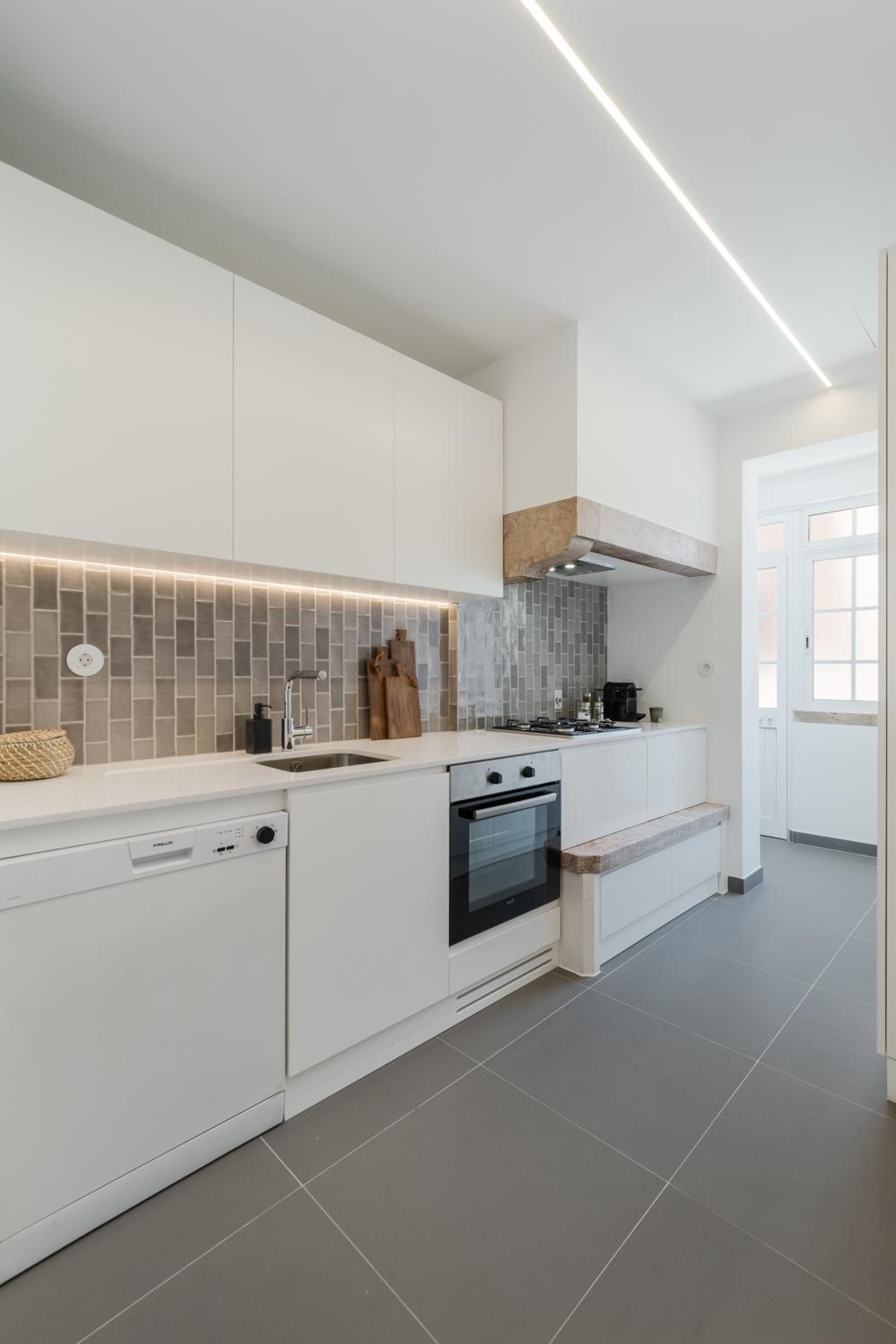 Casa Boma Lisboa - Charming and Spacious Apartment - Campolide II view 5