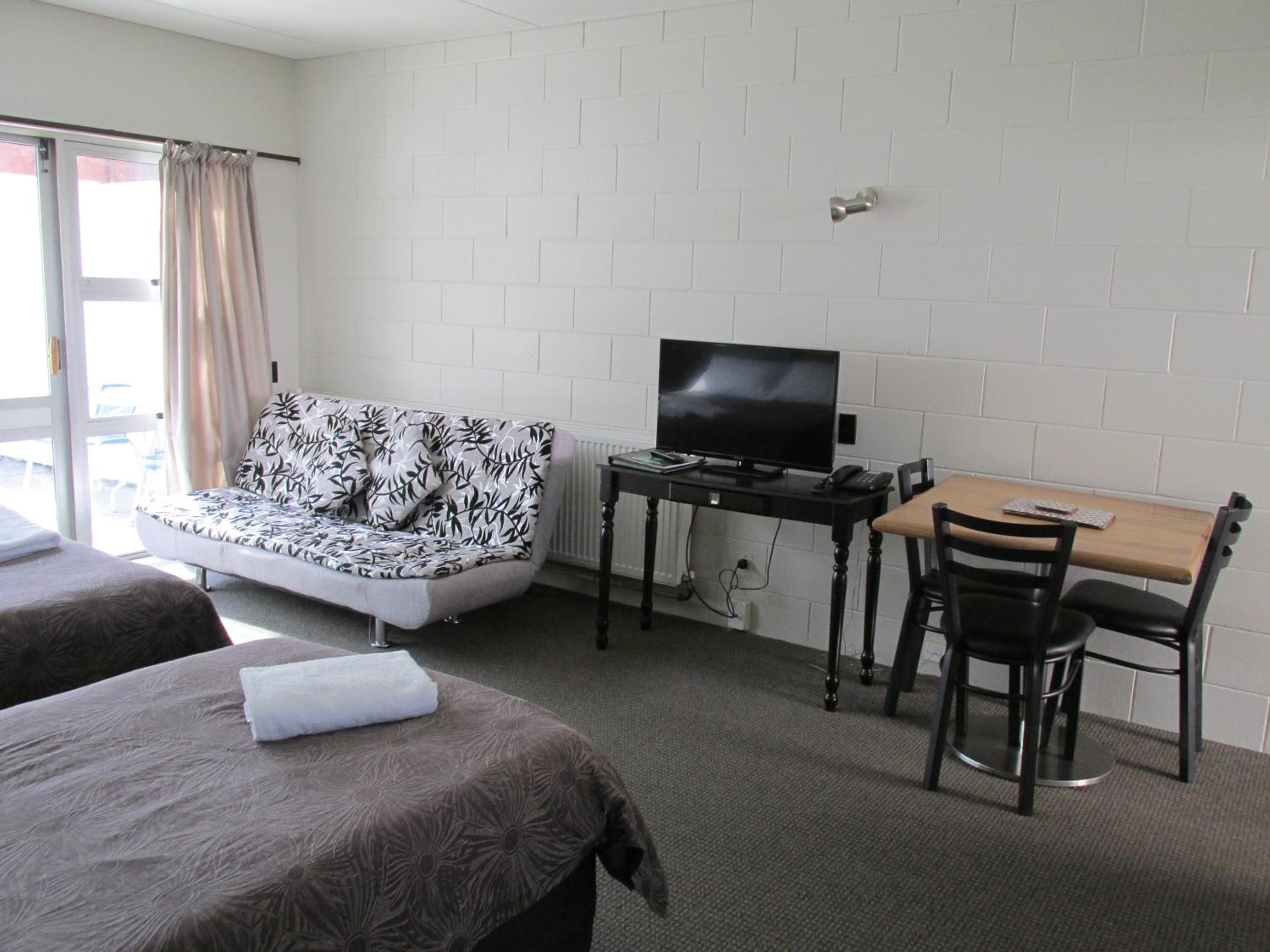 Kuirau Park Motor Lodge- Thermal Mineral pool