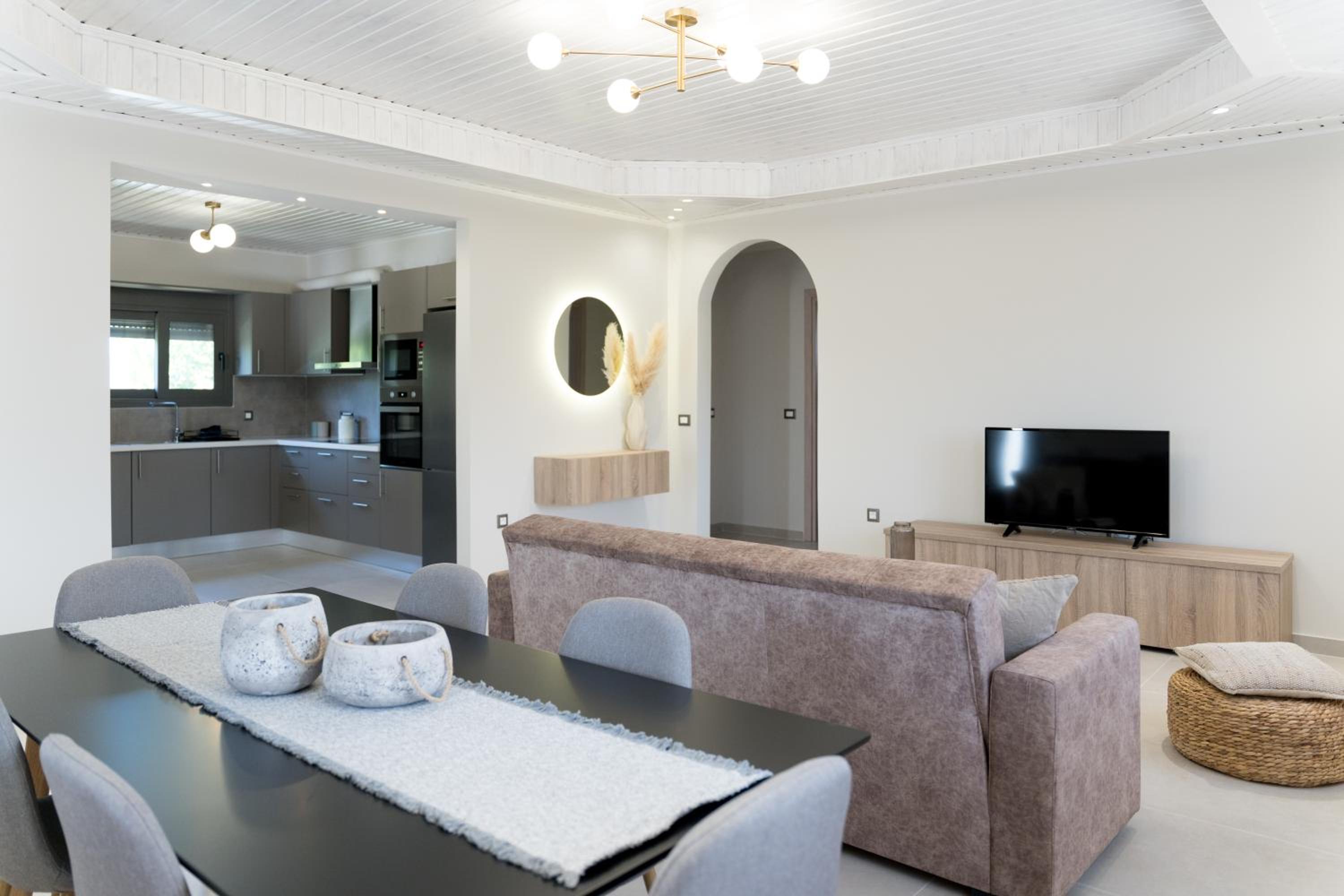 Villa Vrahinari