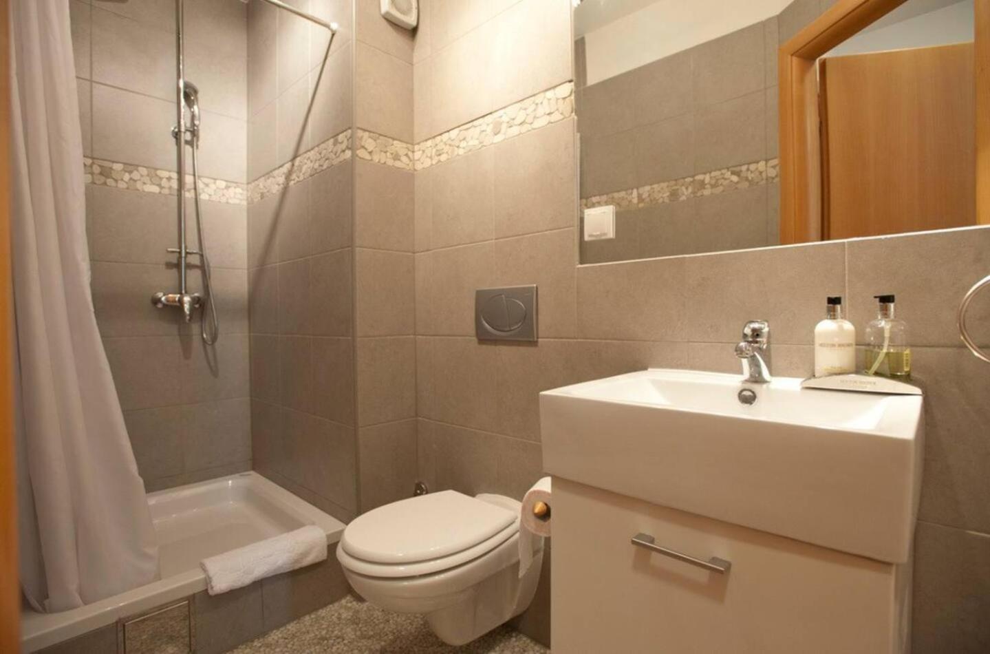 Rotondo Apartments