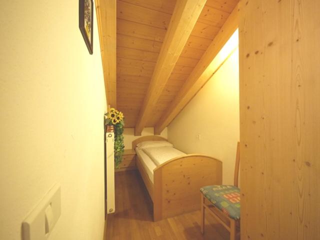 Photo 61