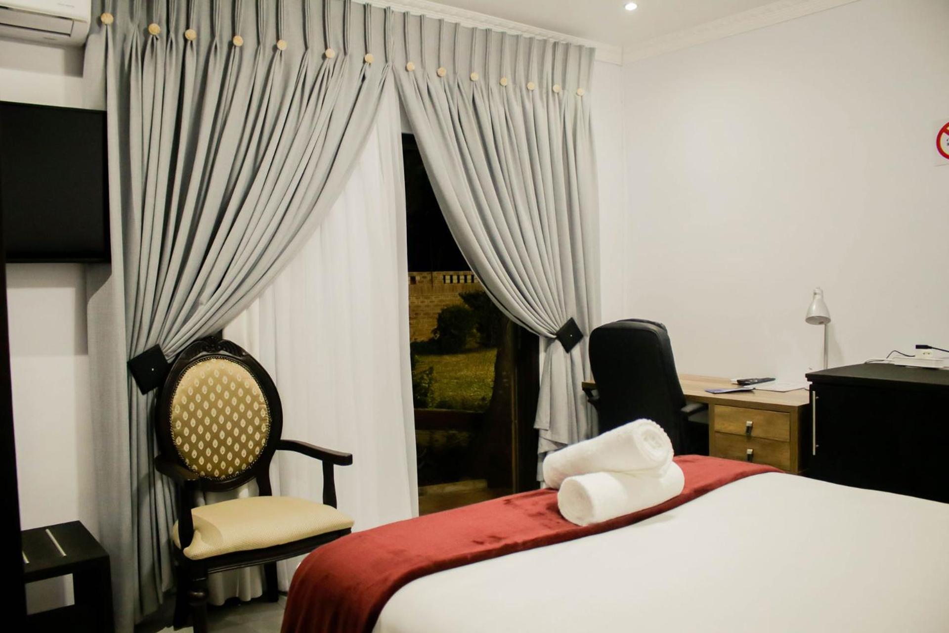 Pitikwe Hill Guesthouse