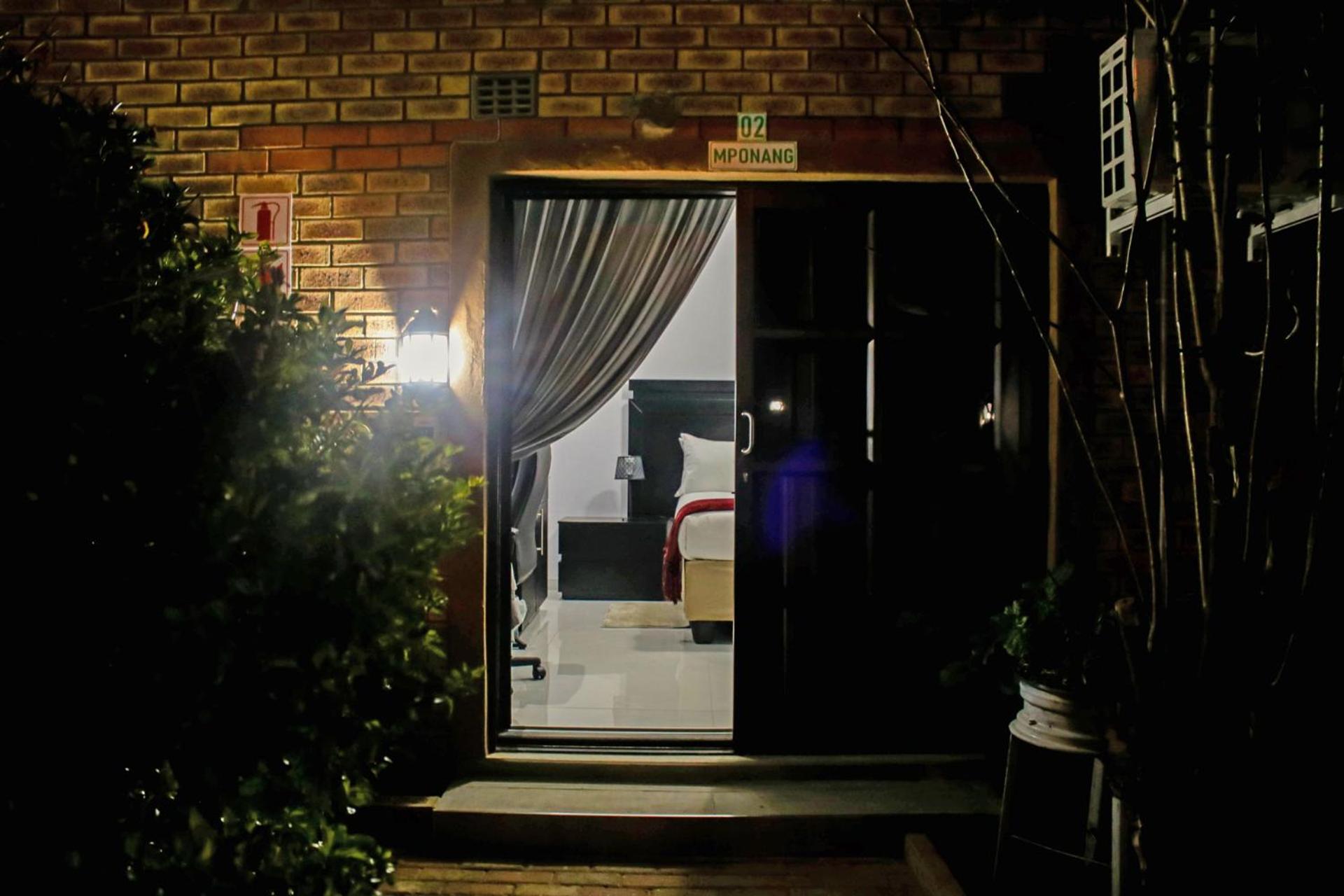 Pitikwe Hill Guesthouse